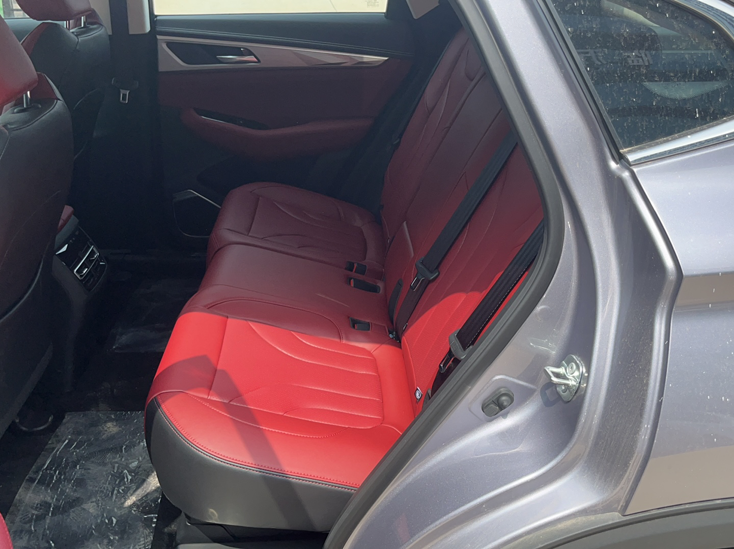 长安CS85 COUPE 2023款 1.5T DCT豪华型