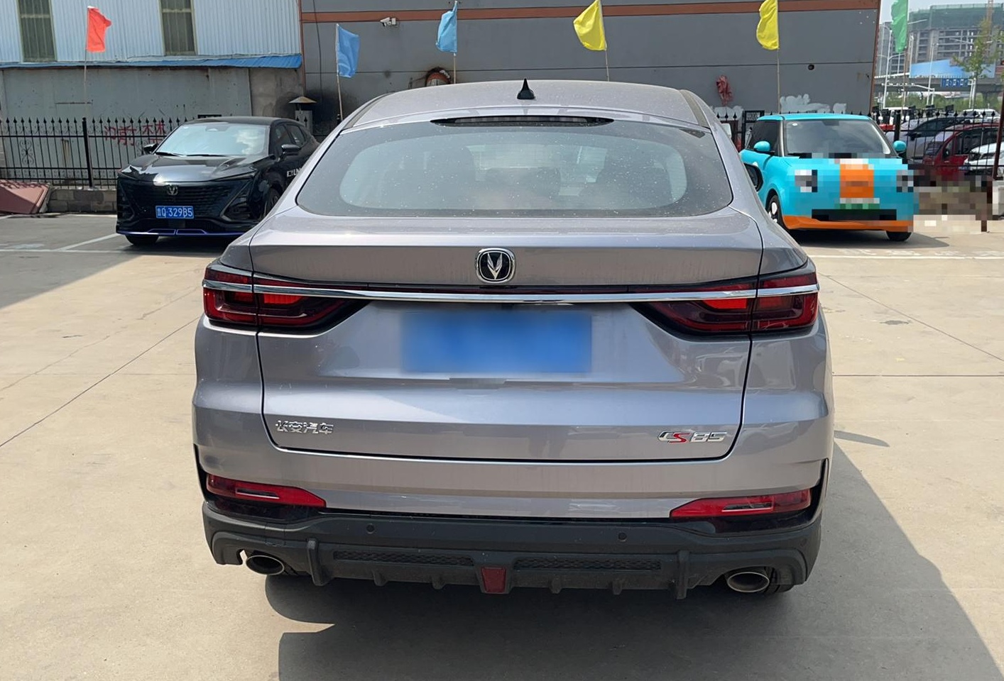 长安CS85 COUPE 2023款 1.5T DCT豪华型