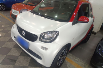 smart fortwo 2015款 1.0L 52千瓦硬顶激情版