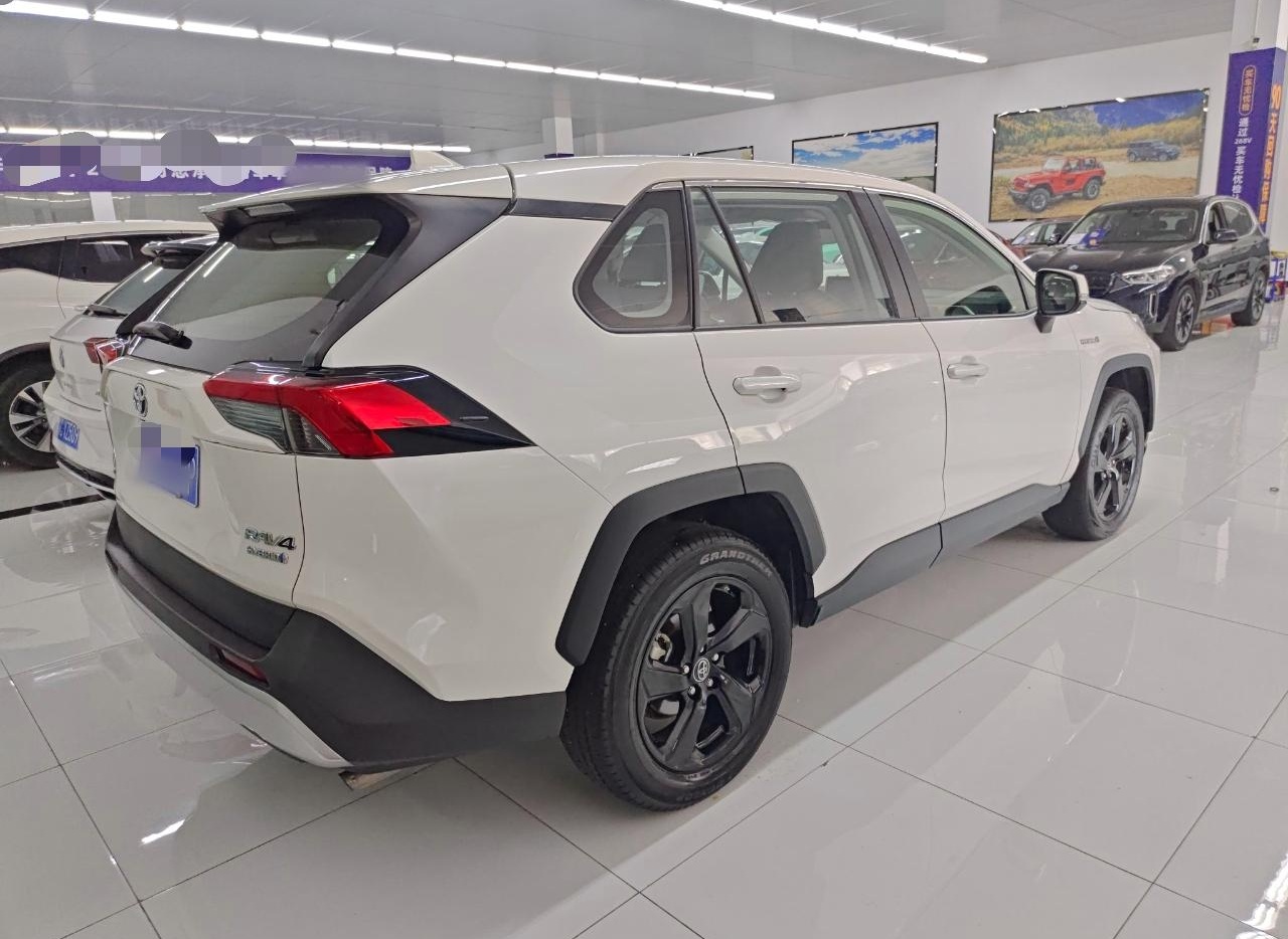 丰田 RAV4 2020款 双擎 2.5L CVT四驱精英PLUS版