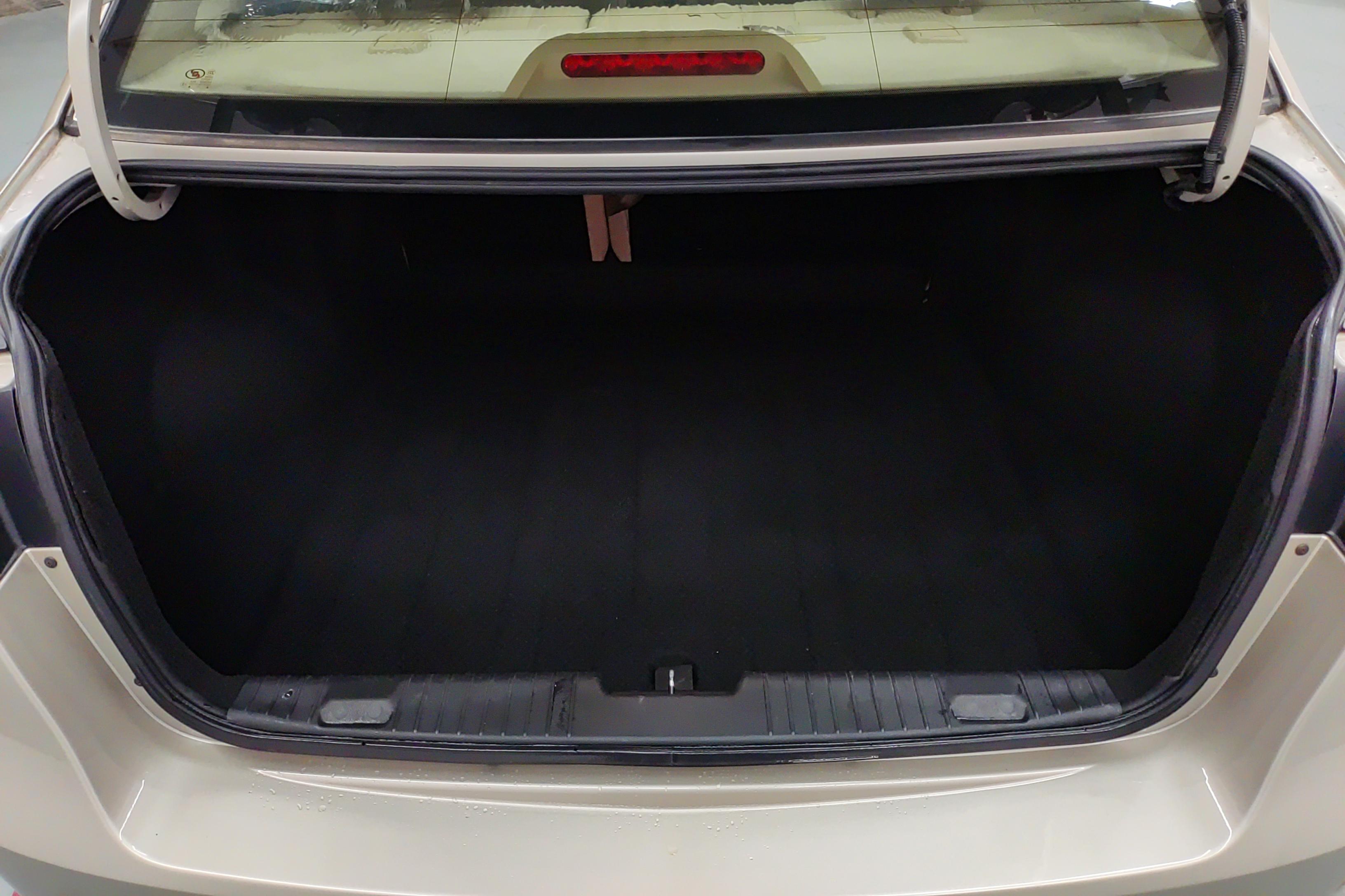 别克 凯越 2013款 1.5L 手动经典型