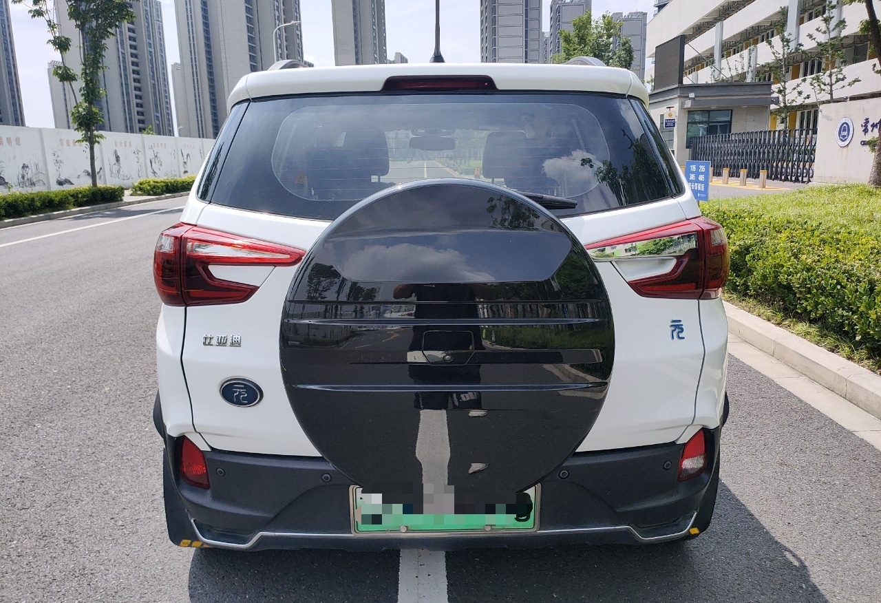 比亚迪 元新能源 2019款 EV360 智联领享型