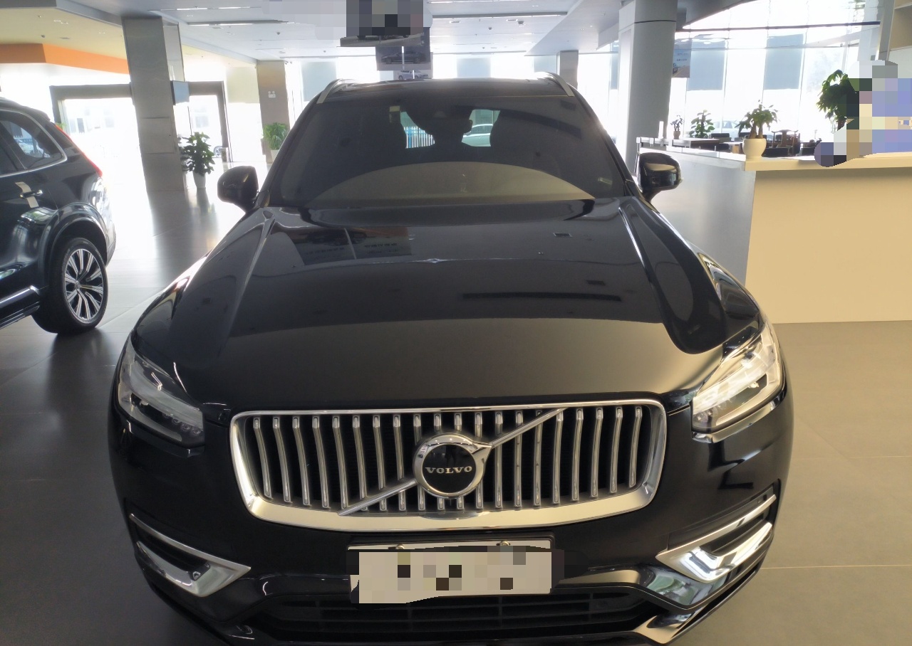 沃尔沃XC90 2022款 B6 智逸豪华版 7座(进口)