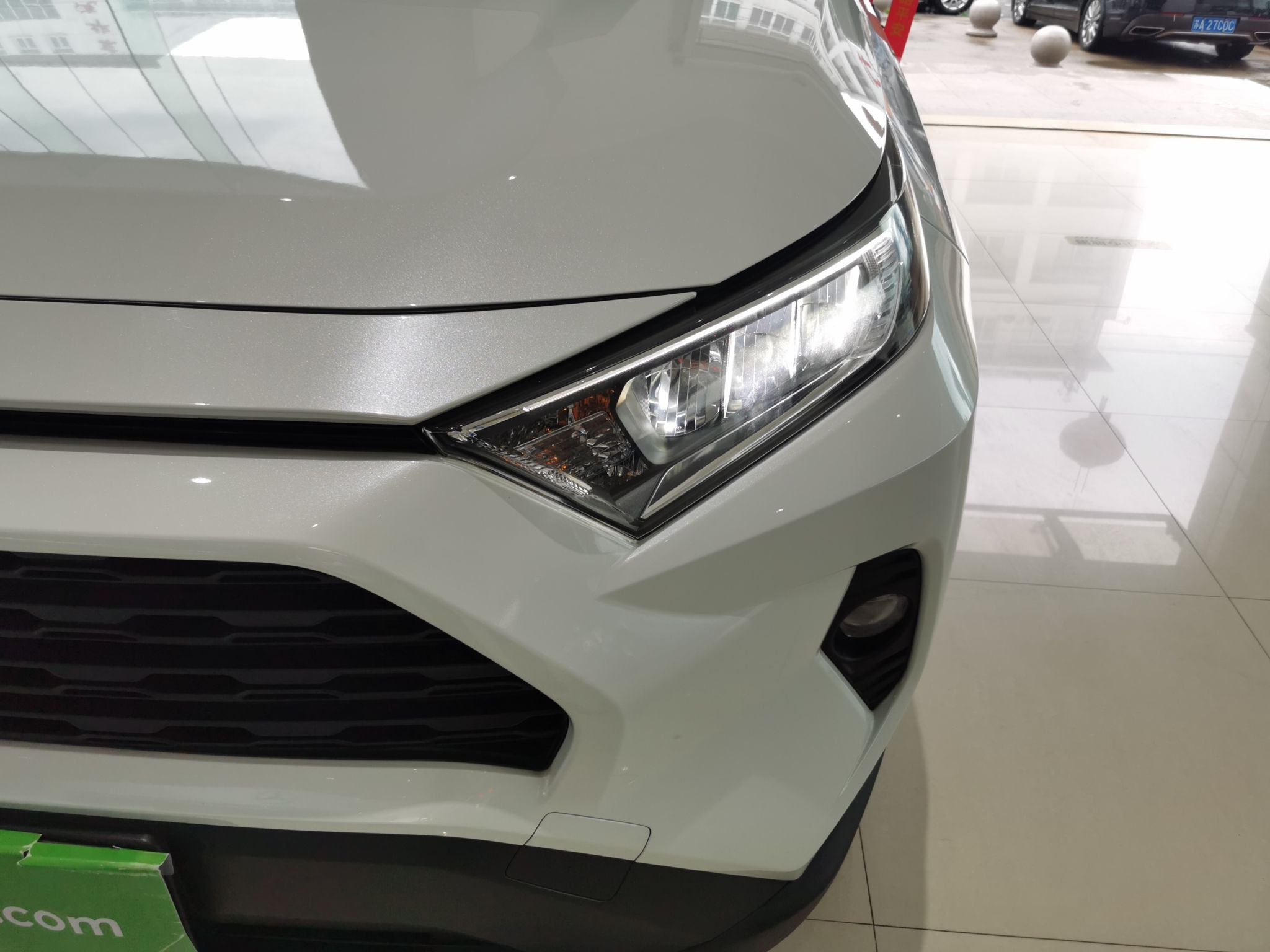 丰田 RAV4 2021款 2.0L CVT两驱风尚版