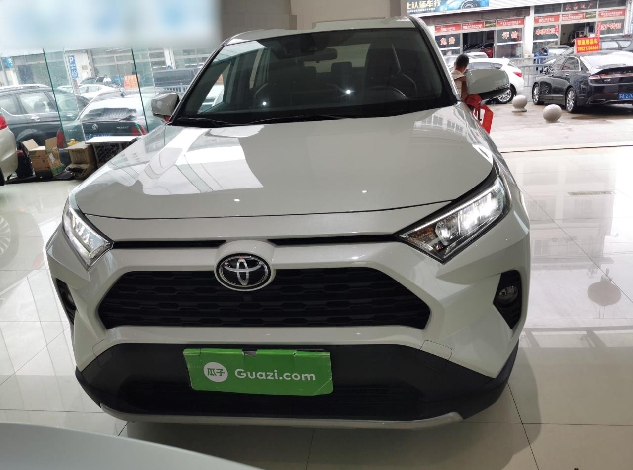 丰田 RAV4 2021款 2.0L CVT两驱风尚版