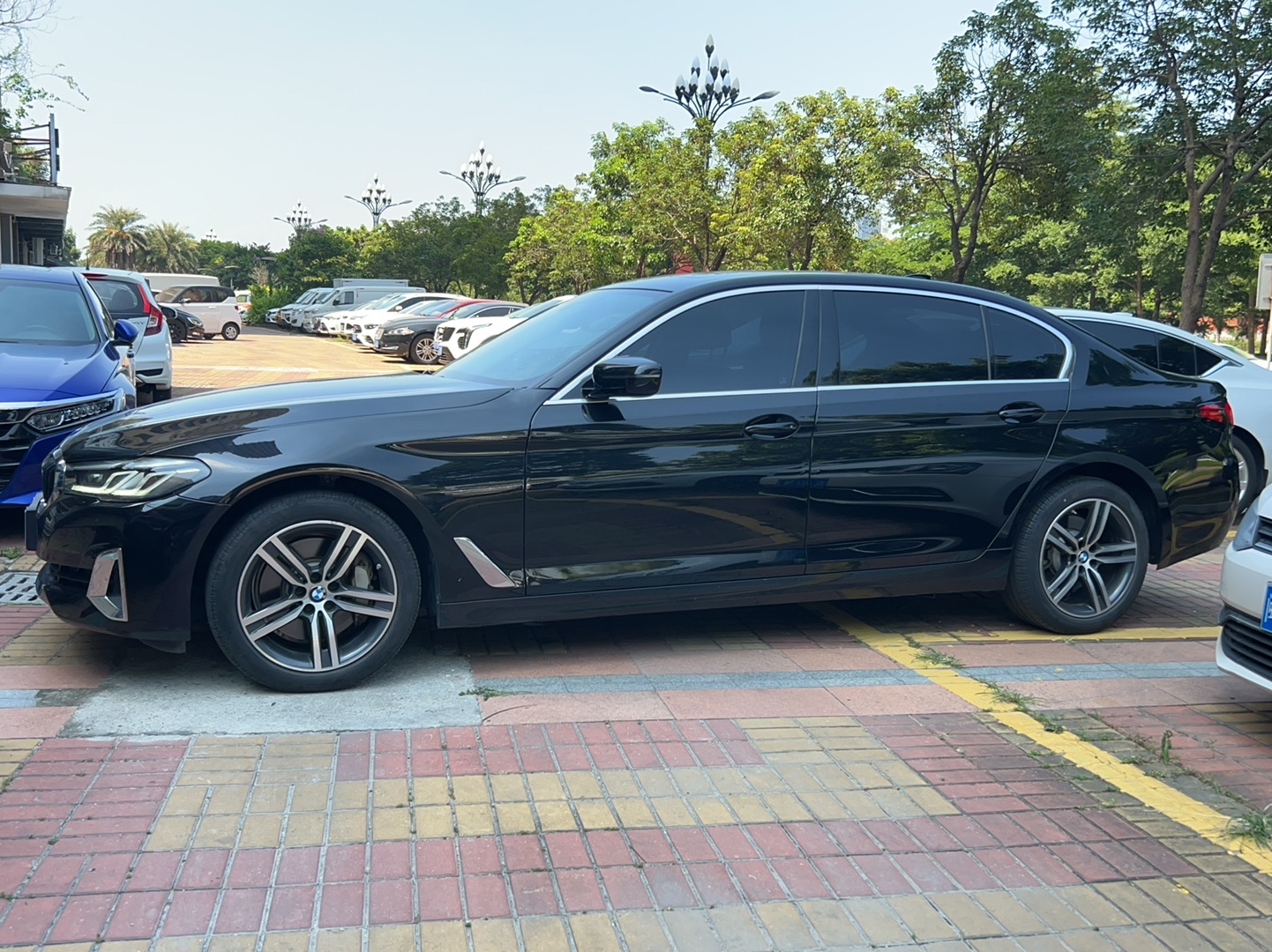 宝马5系 2021款 530Li 领先型 豪华套装