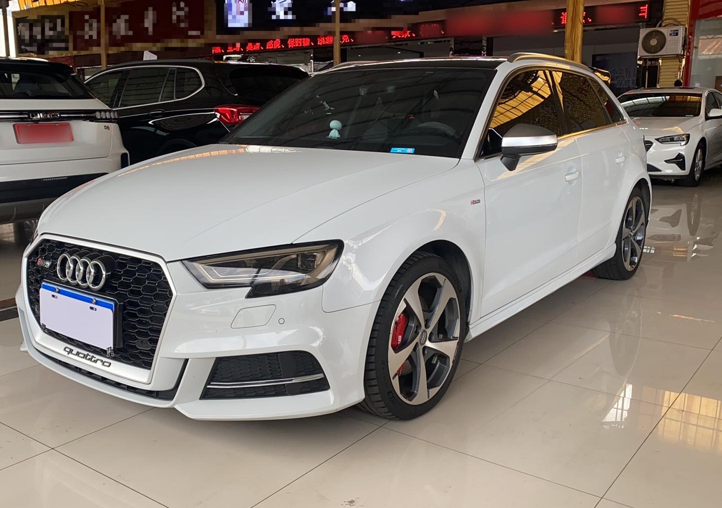 奥迪A3 2019款 Sportback 40 TFSI 运动型 国VI