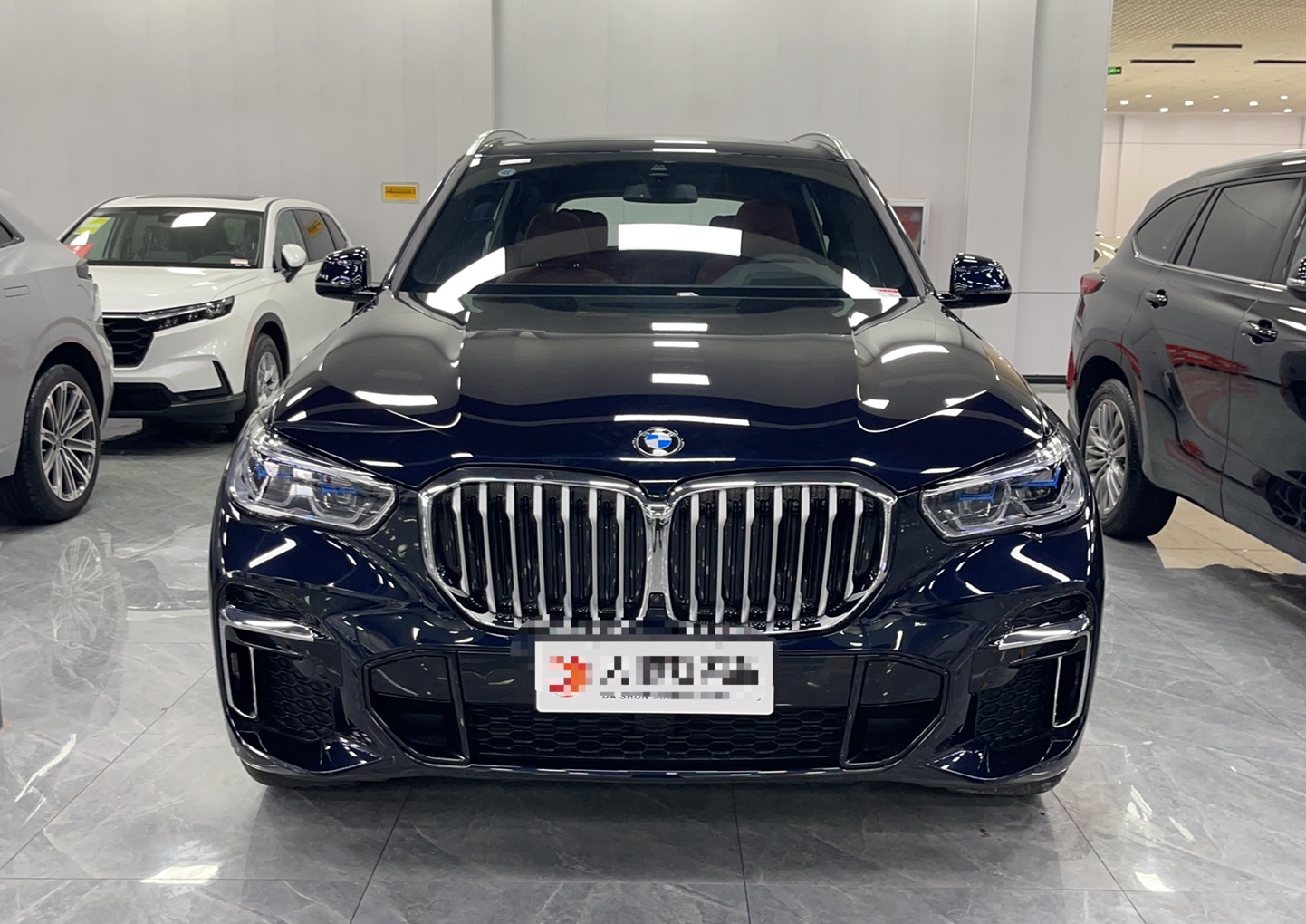 宝马X5 2022款 改款 xDrive 40Li M运动套装