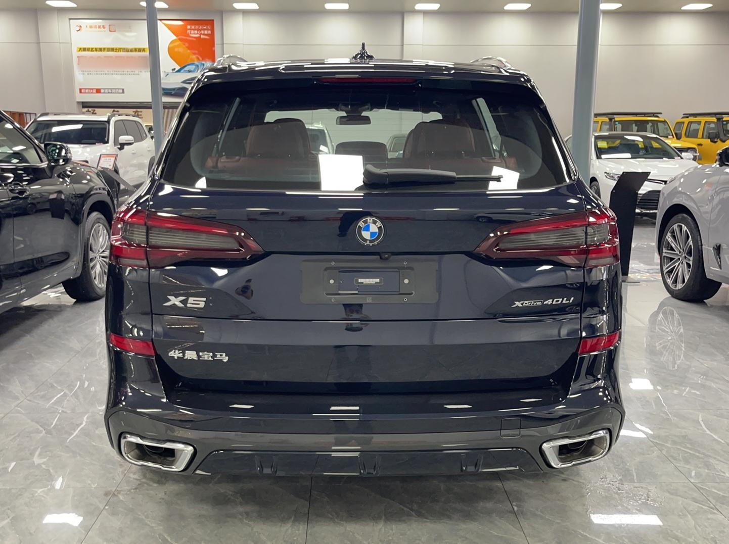 宝马X5 2022款 改款 xDrive 40Li M运动套装