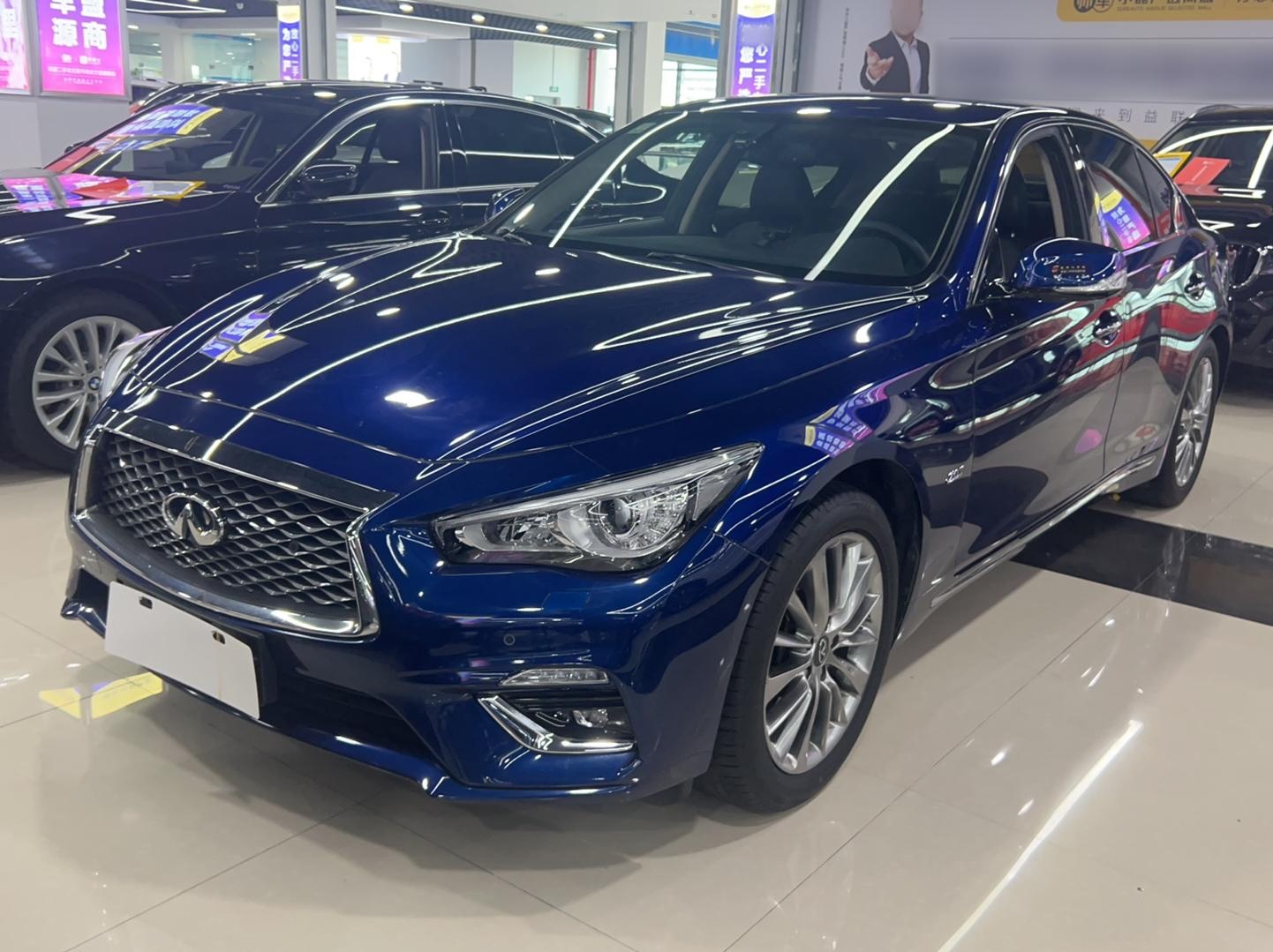 英菲尼迪Q50L 2021款 2.0T 逸享版