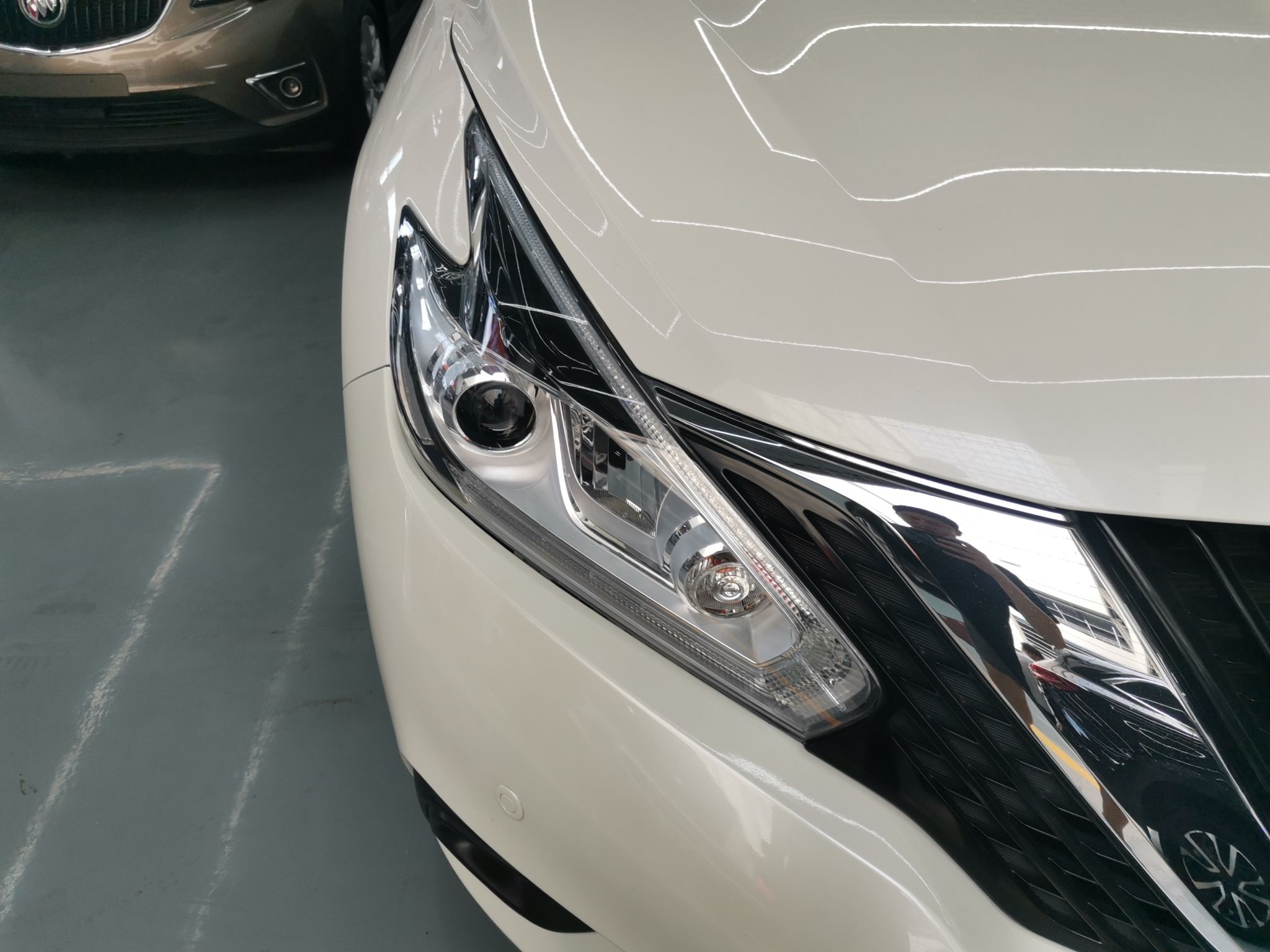 日产 楼兰 2021款 2.5L XL 两驱智联豪华版