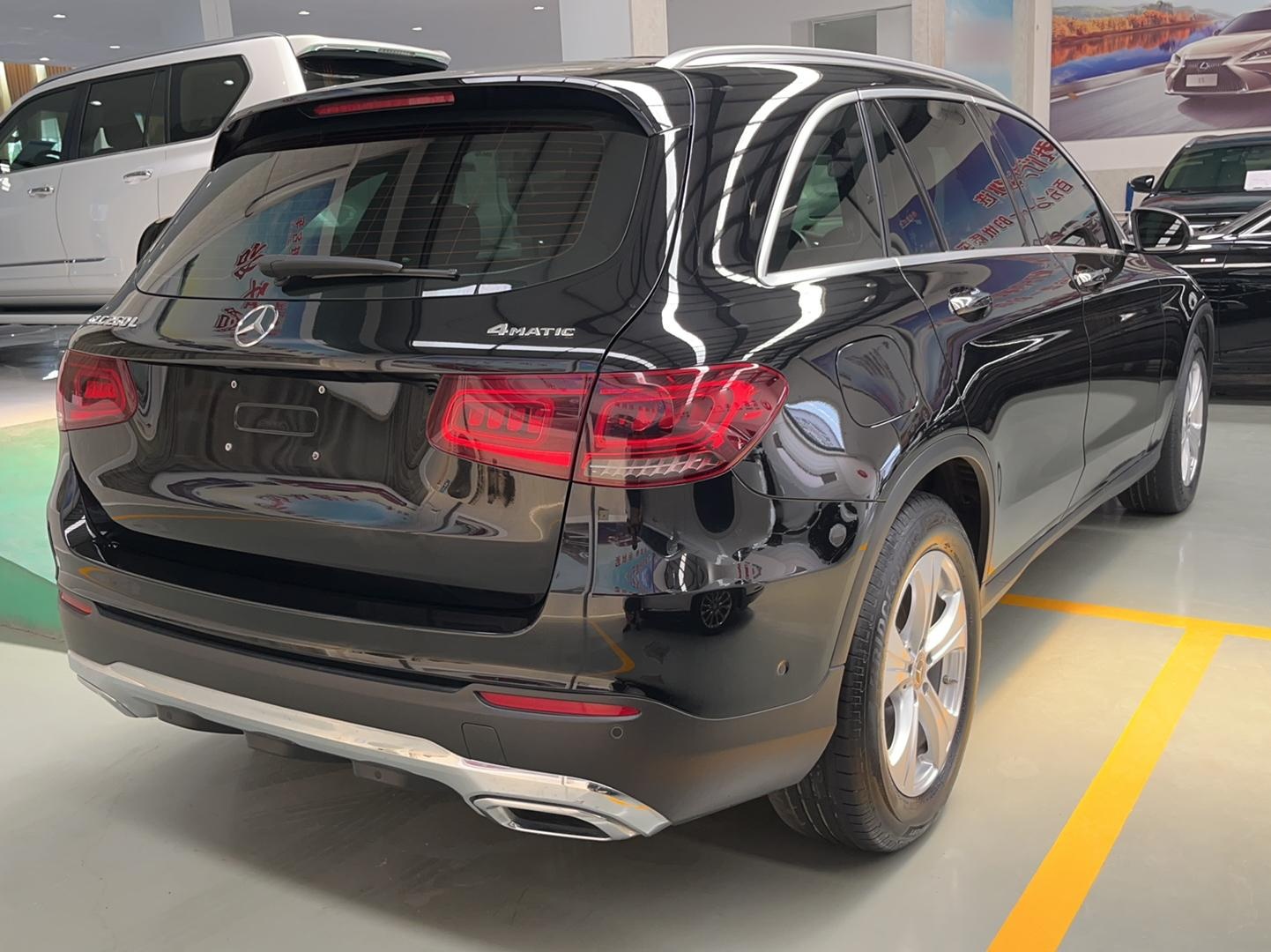 奔驰GLC级 2020款 改款 GLC 260 L 4MATIC 动感型