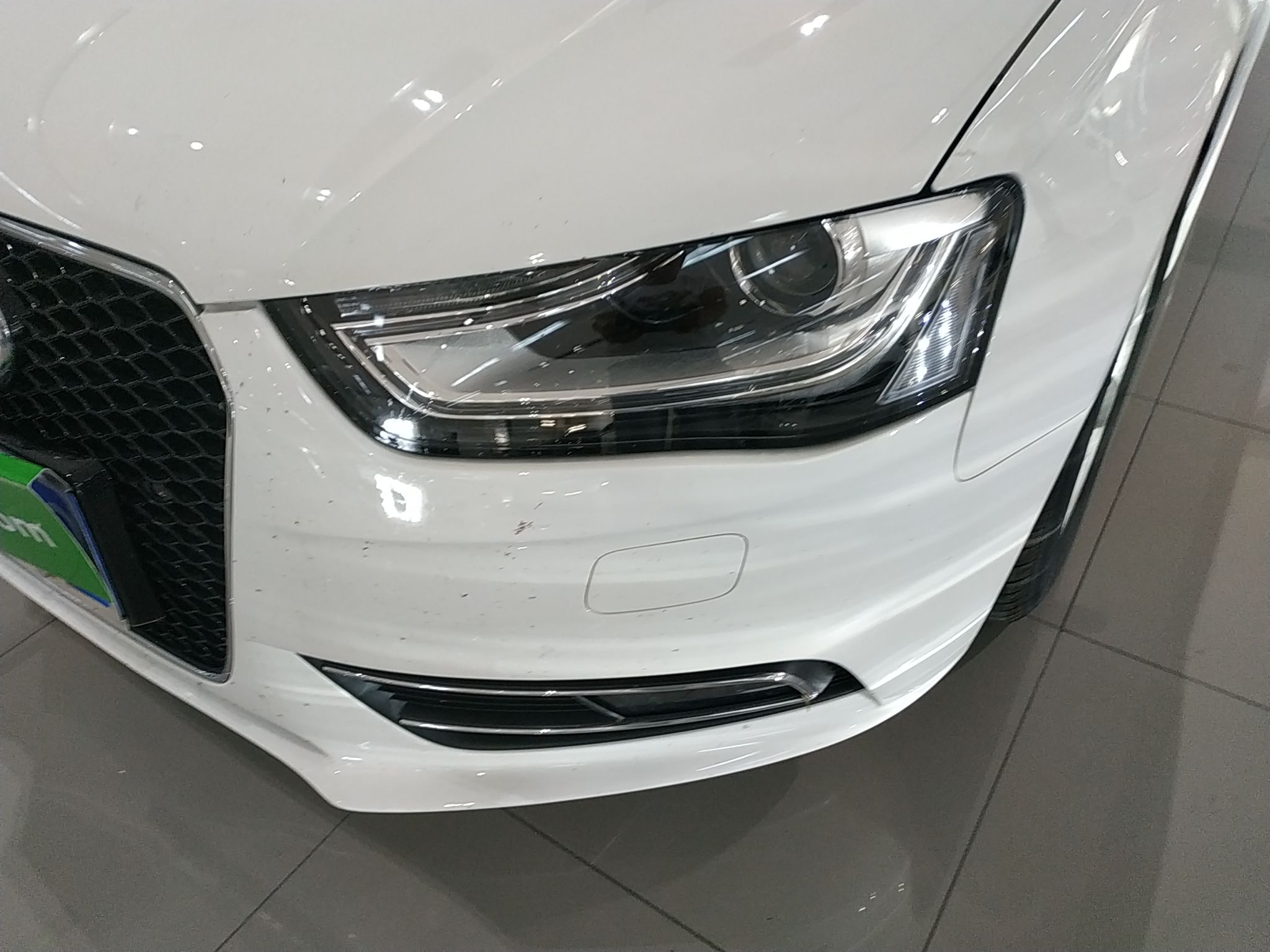 奥迪A4L 2016款 30 TFSI 典藏版 自动舒适型