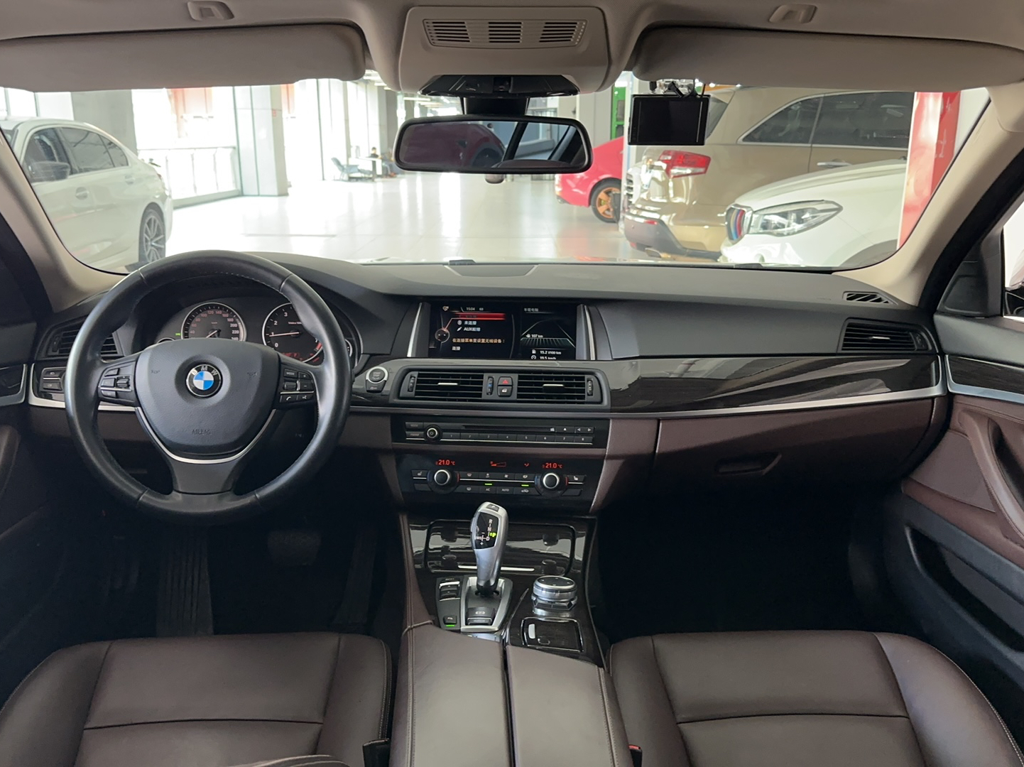 宝马5系 2014款 525Li 豪华设计套装