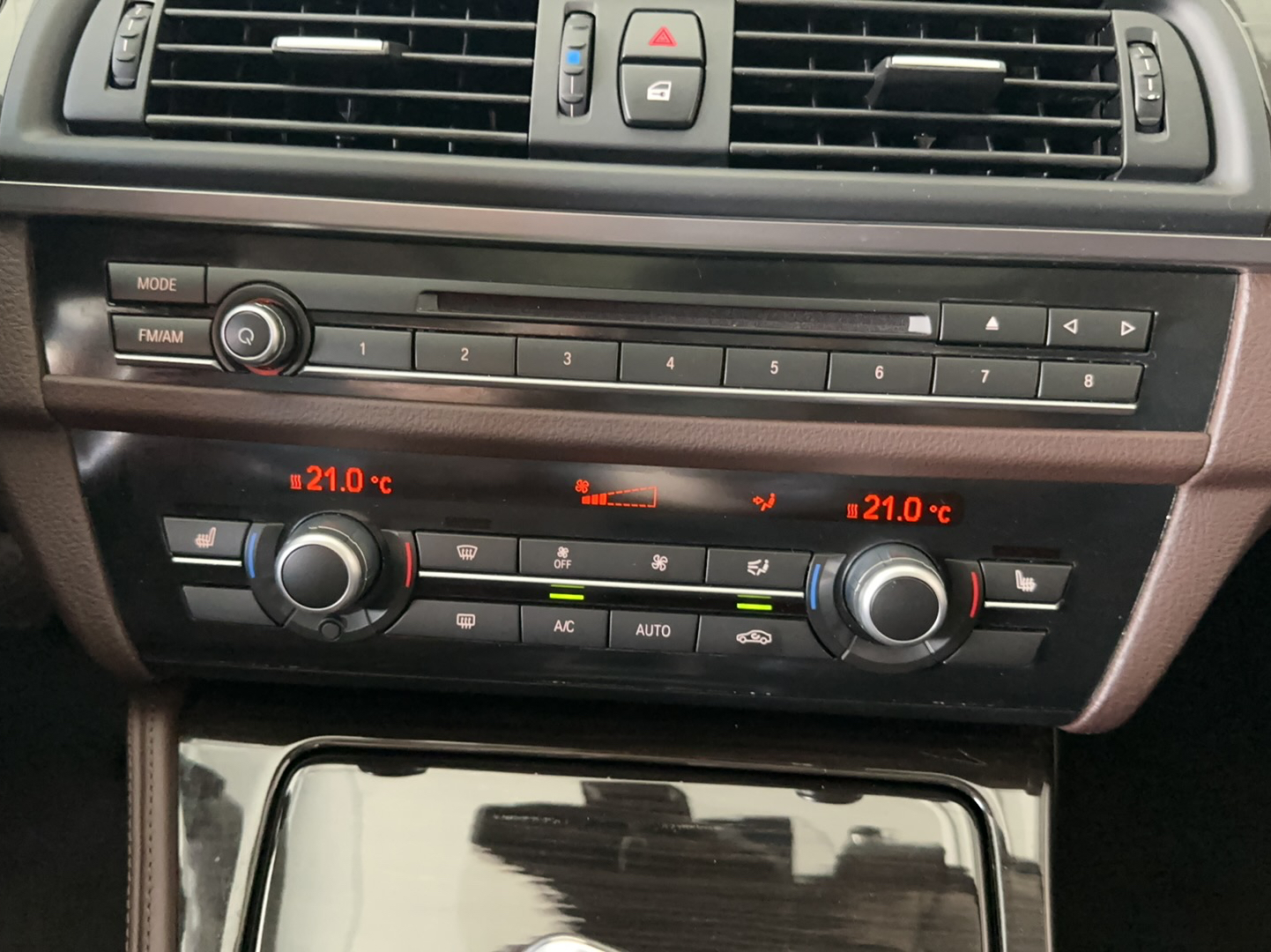 宝马5系 2014款 525Li 豪华设计套装