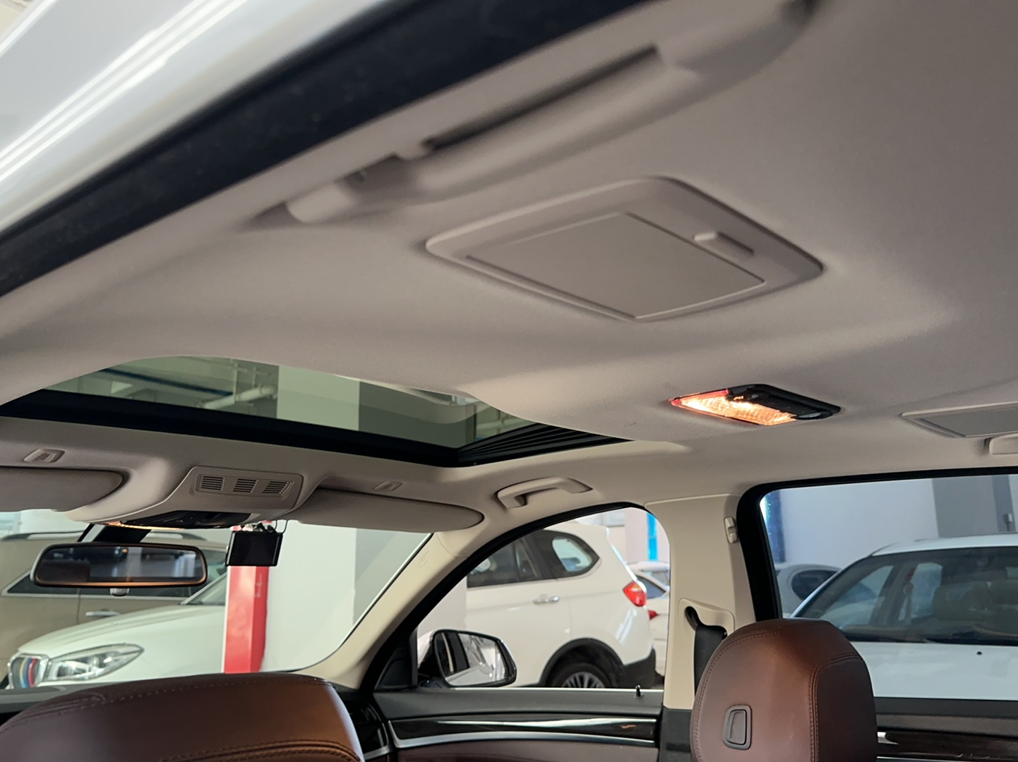 宝马5系 2014款 525Li 豪华设计套装