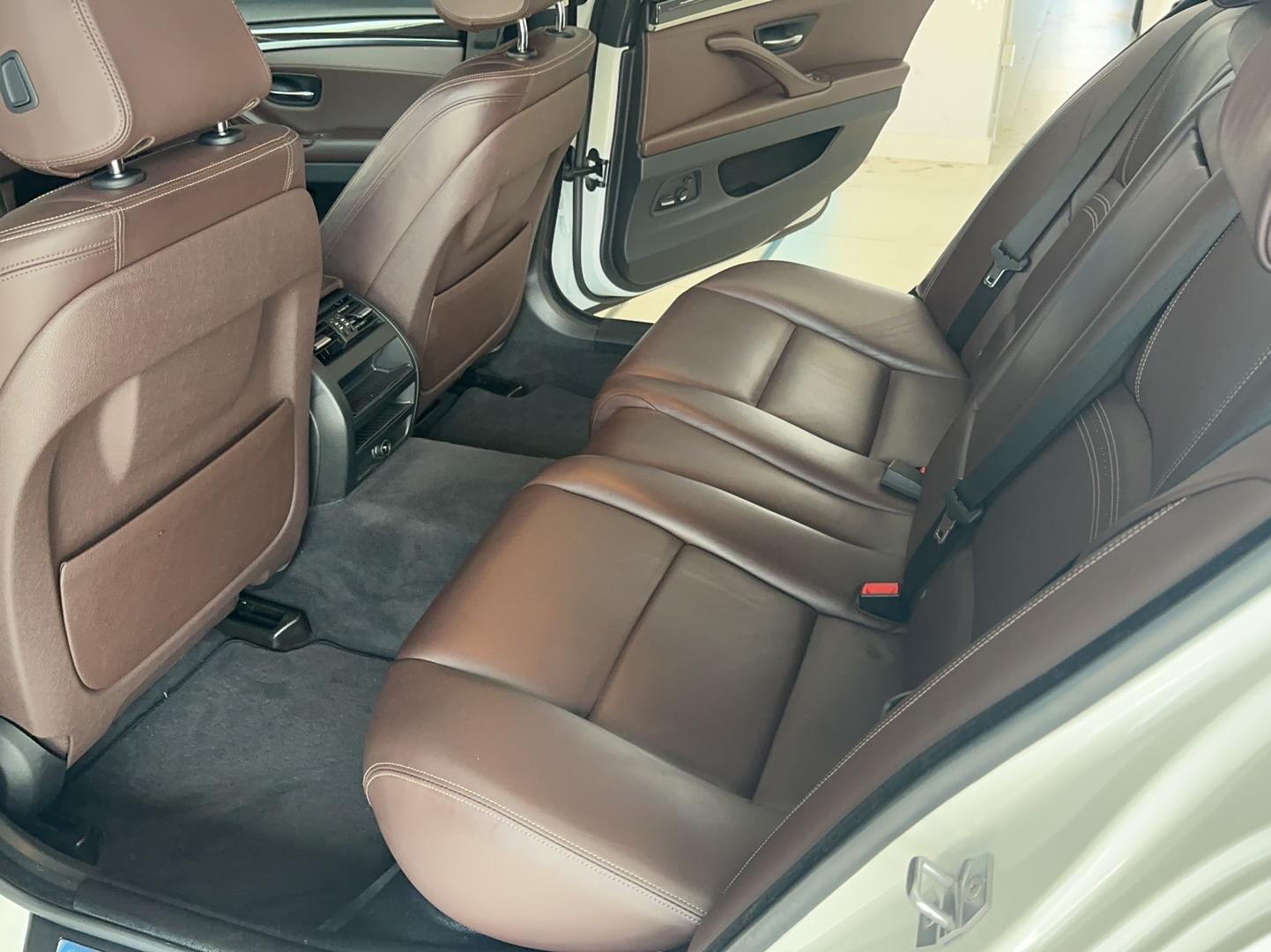 宝马5系 2014款 525Li 豪华设计套装