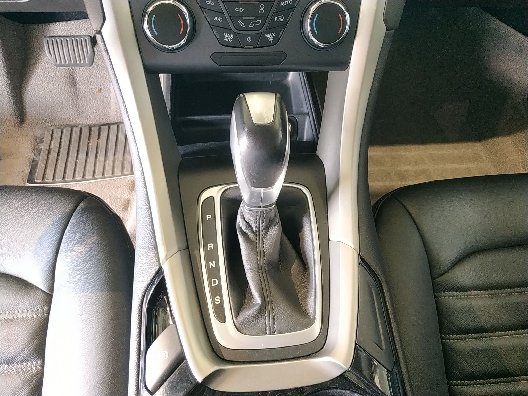 福特 蒙迪欧 2013款 2.0L GTDi200时尚型