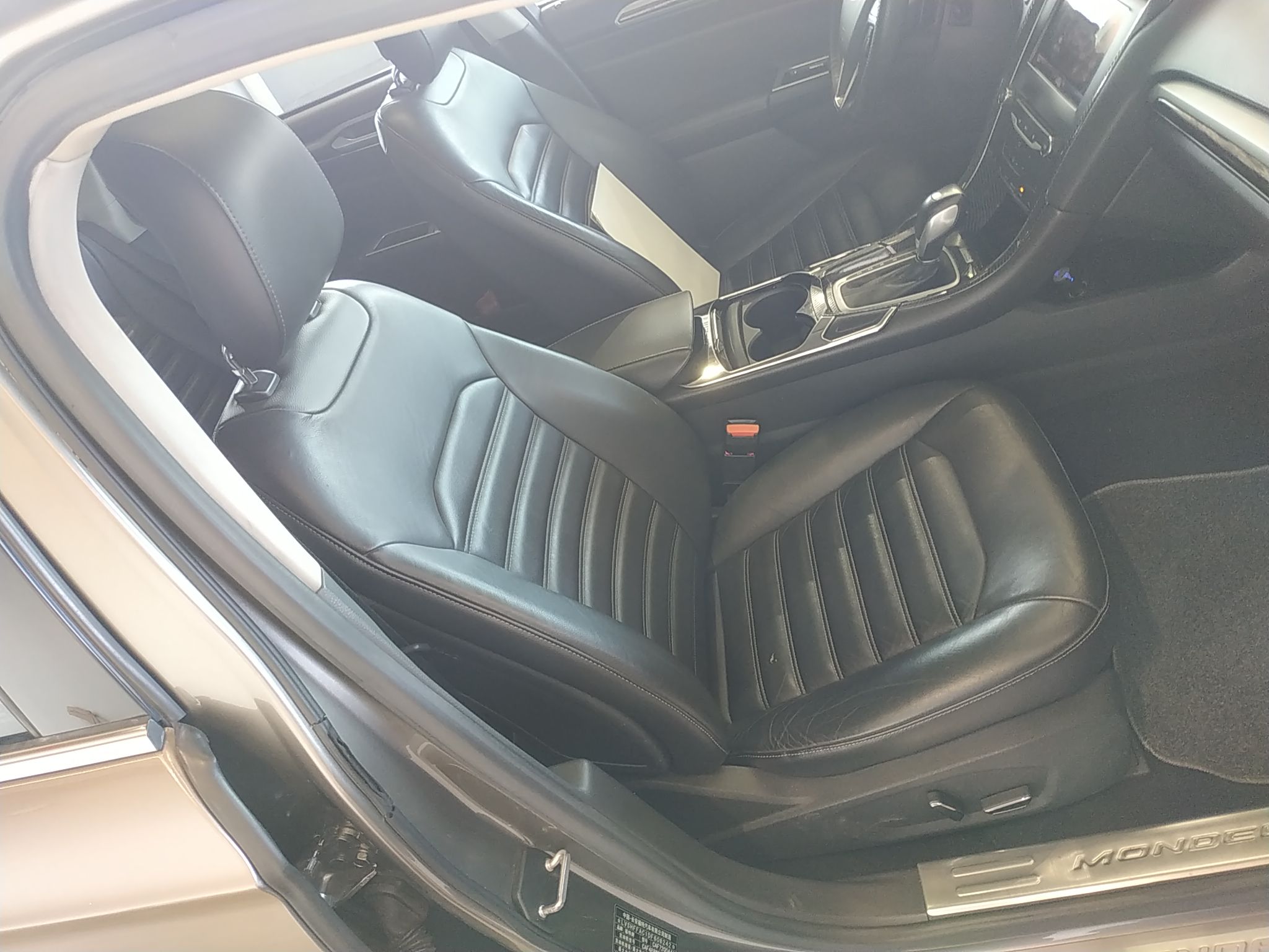 福特 蒙迪欧 2013款 2.0L GTDi200豪华型