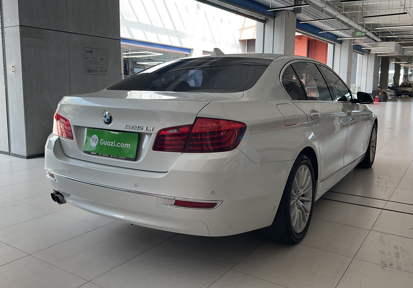 宝马5系 2014款 525Li 豪华设计套装