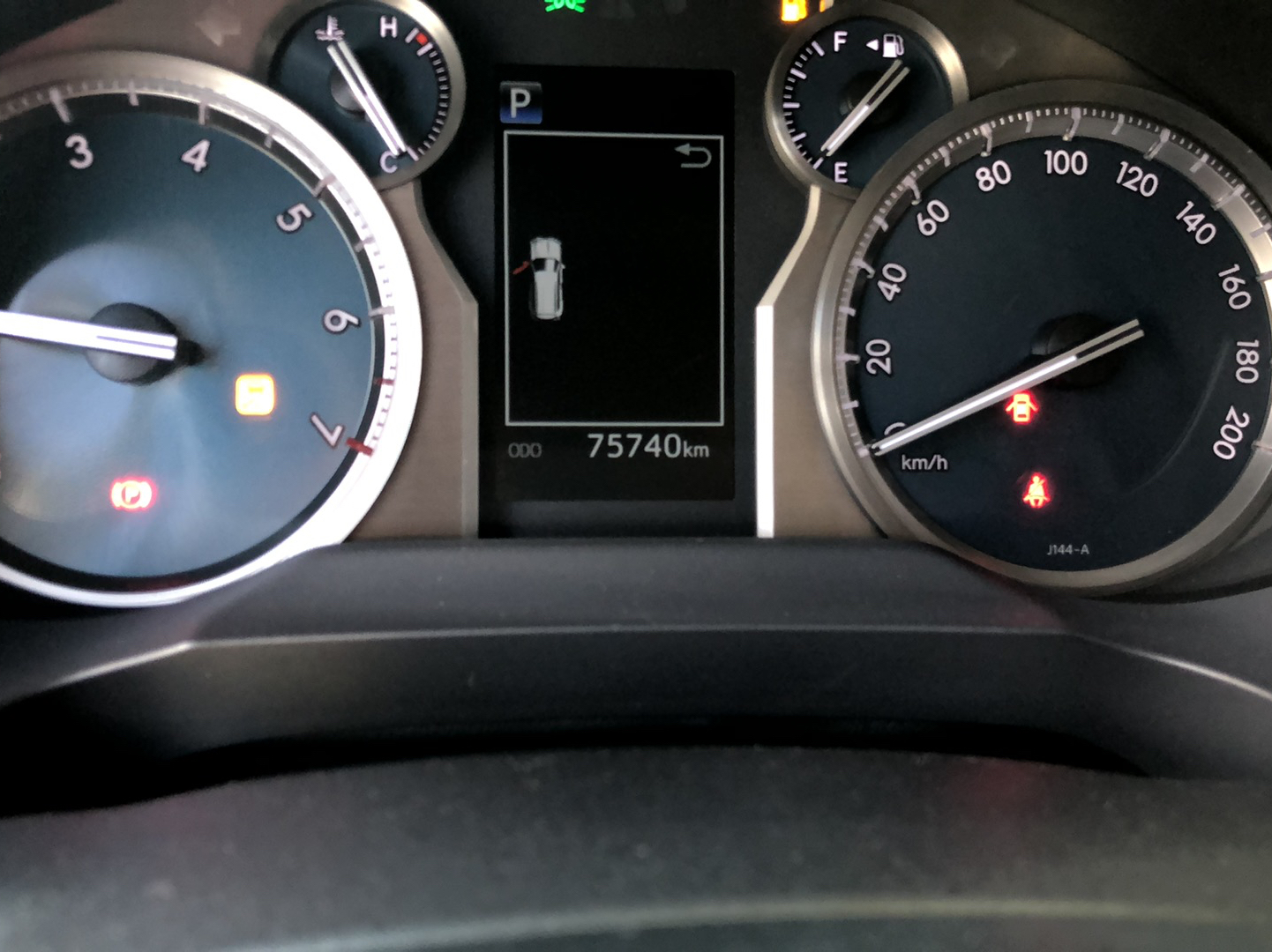 丰田 普拉多 2019款 3.5L 自动TX-L尊享版后挂备胎