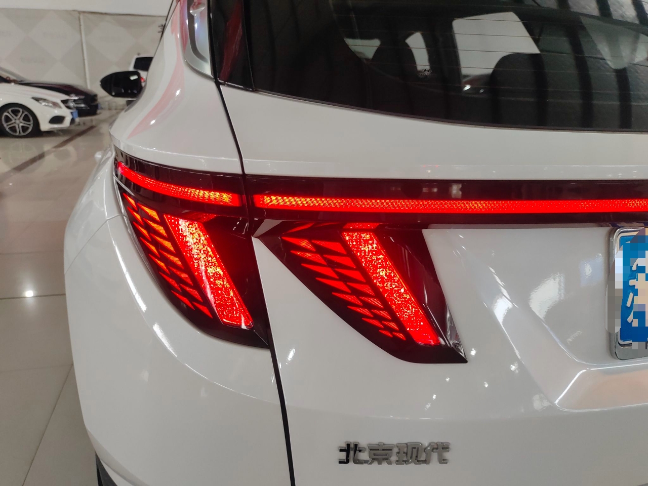 现代 2021款 途胜L 1.5T LUX尊贵版