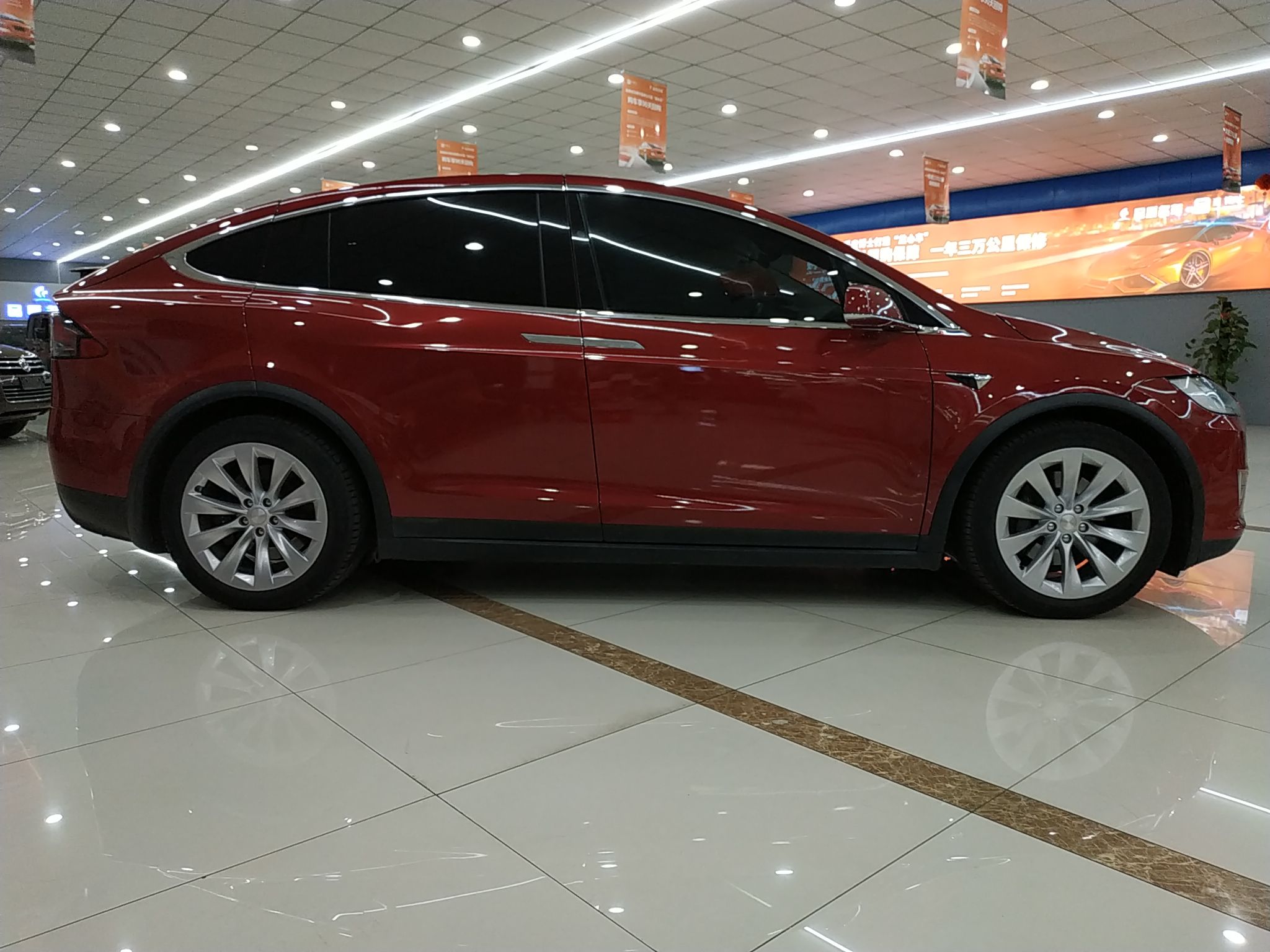 特斯拉Model X 2017款 Model X 100D 长续航版