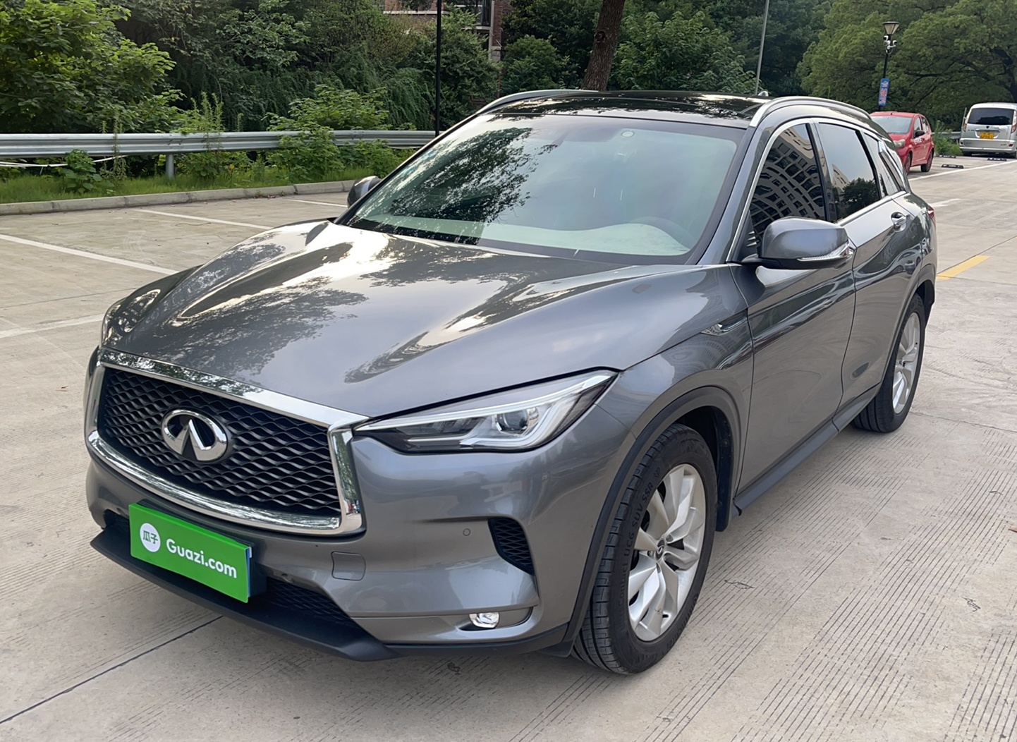 英菲尼迪QX50 2018款 2.0T 两驱时尚版