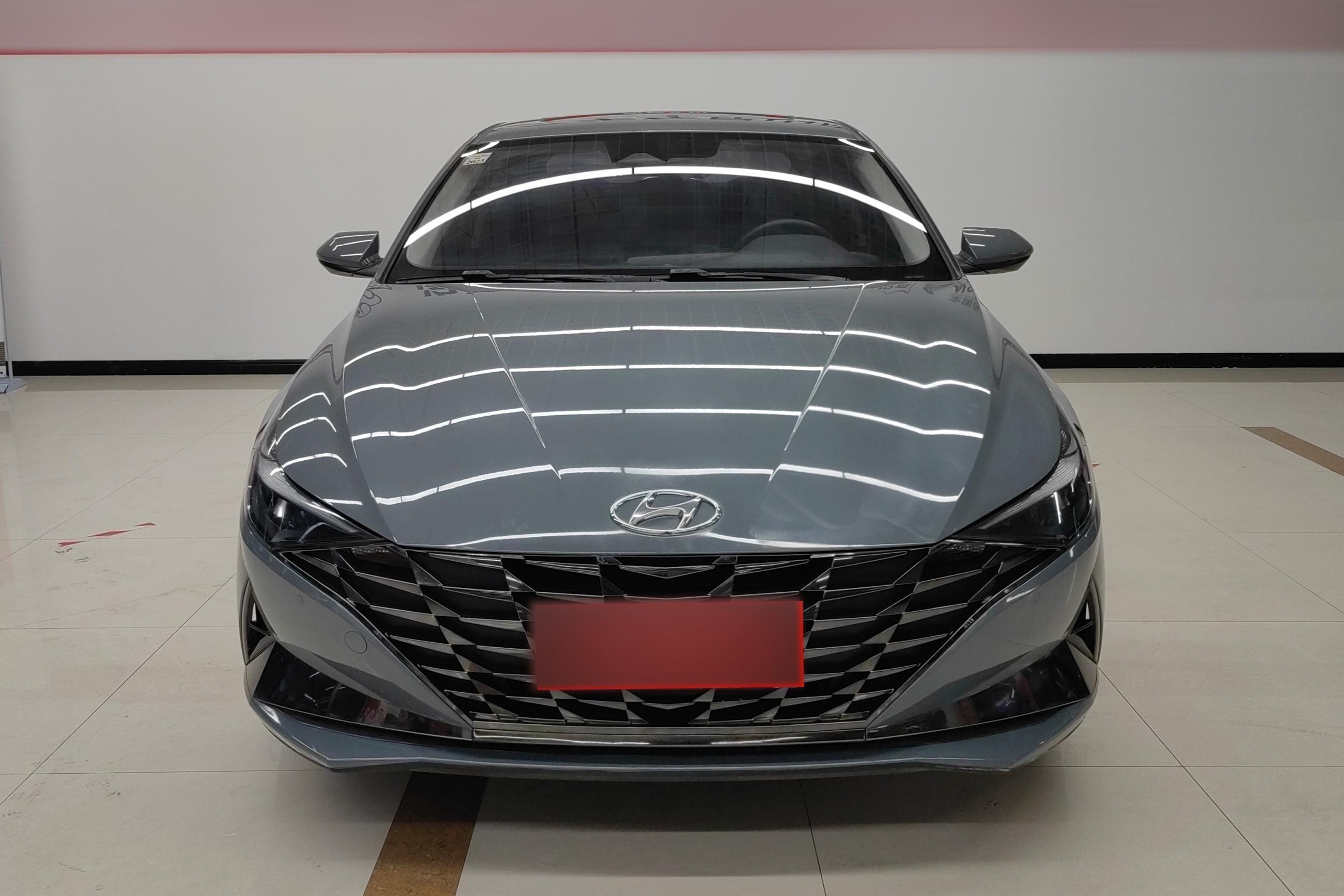 现代 伊兰特 2021款 1.5L LUX尊贵版