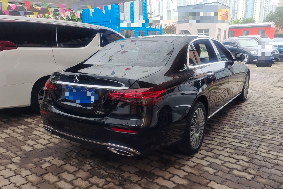 奔驰E级 2021款 E 300 L 时尚型