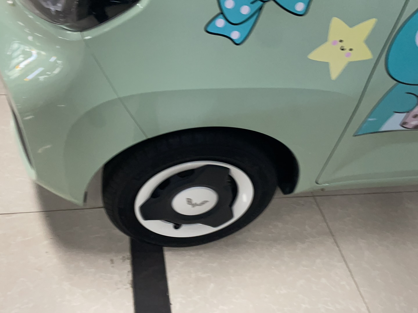 五菱汽车 宏光MINI EV 2022款 马卡龙臻享款 磷酸铁锂