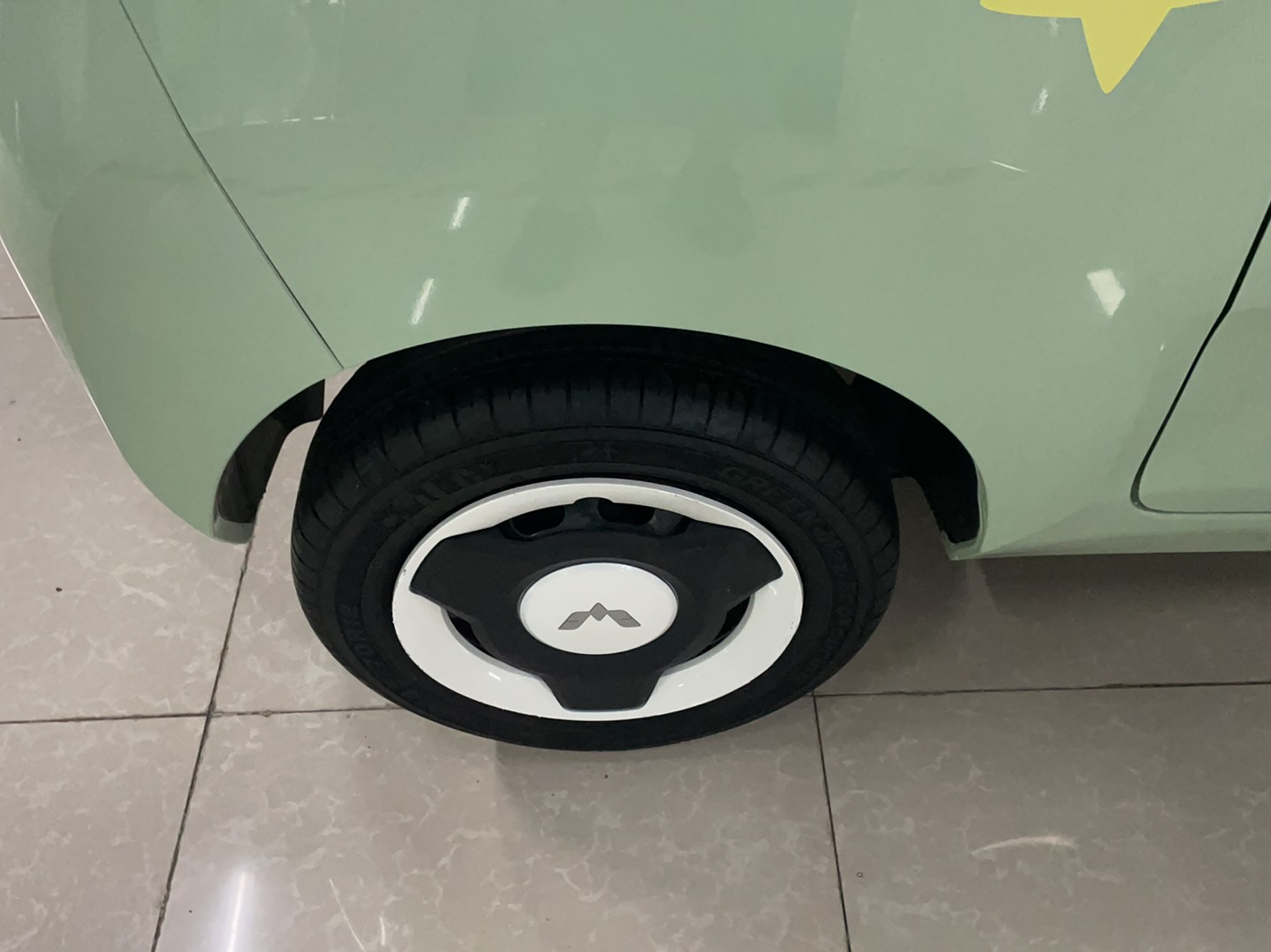 五菱汽车 宏光MINI EV 2022款 马卡龙臻享款 磷酸铁锂