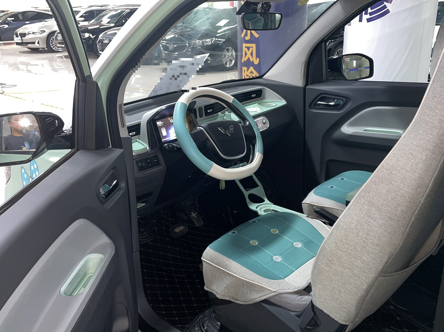 五菱汽车 宏光MINI EV 2022款 马卡龙臻享款 磷酸铁锂