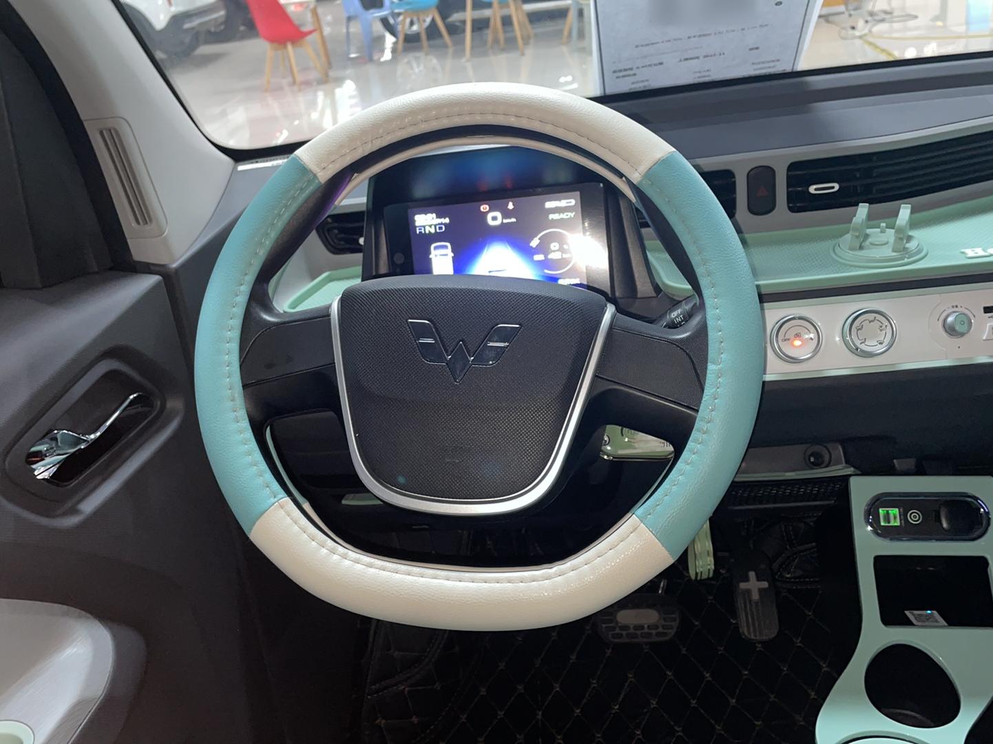 五菱汽车 宏光MINI EV 2022款 马卡龙臻享款 磷酸铁锂