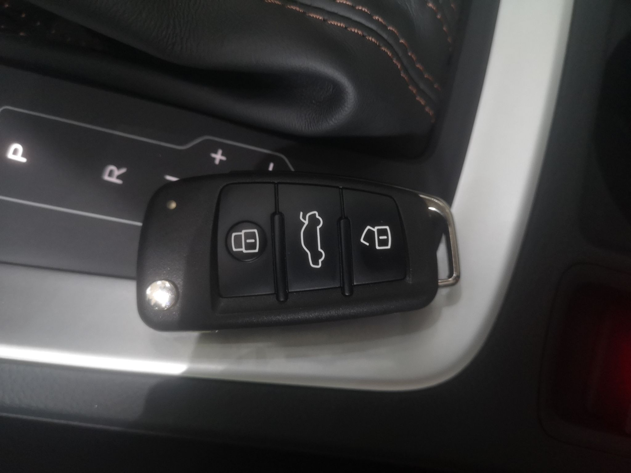 奥迪Q3 2021款 35 TFSI 时尚致雅型