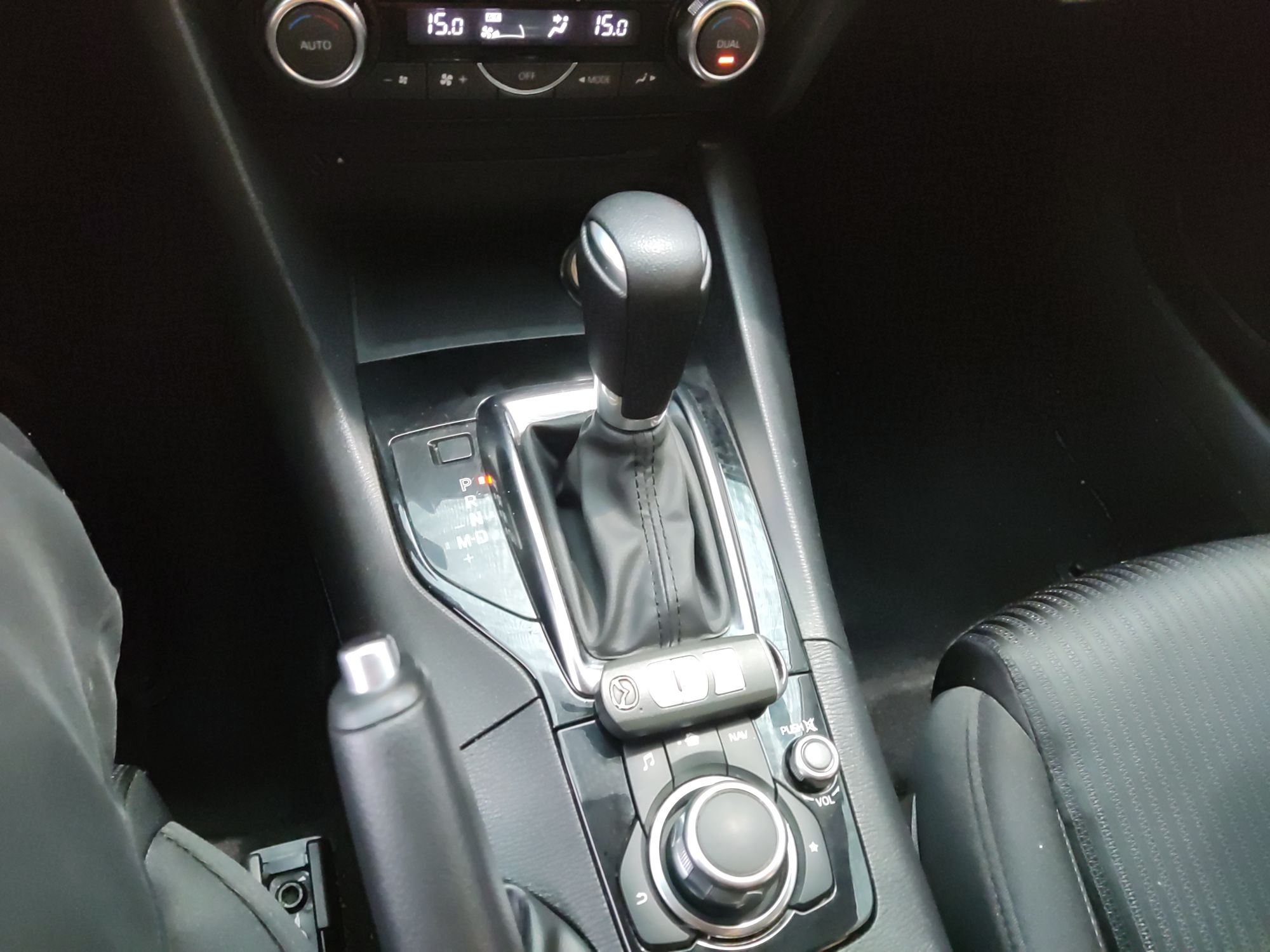 马自达 昂克赛拉 2016款 三厢 1.5L 自动豪华型