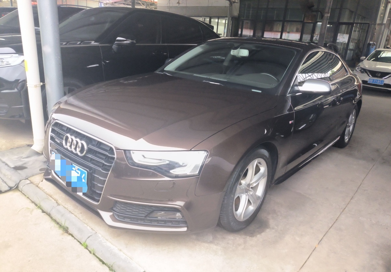 奥迪A5 2013款 Coupe 40 TFSI quattro(进口)