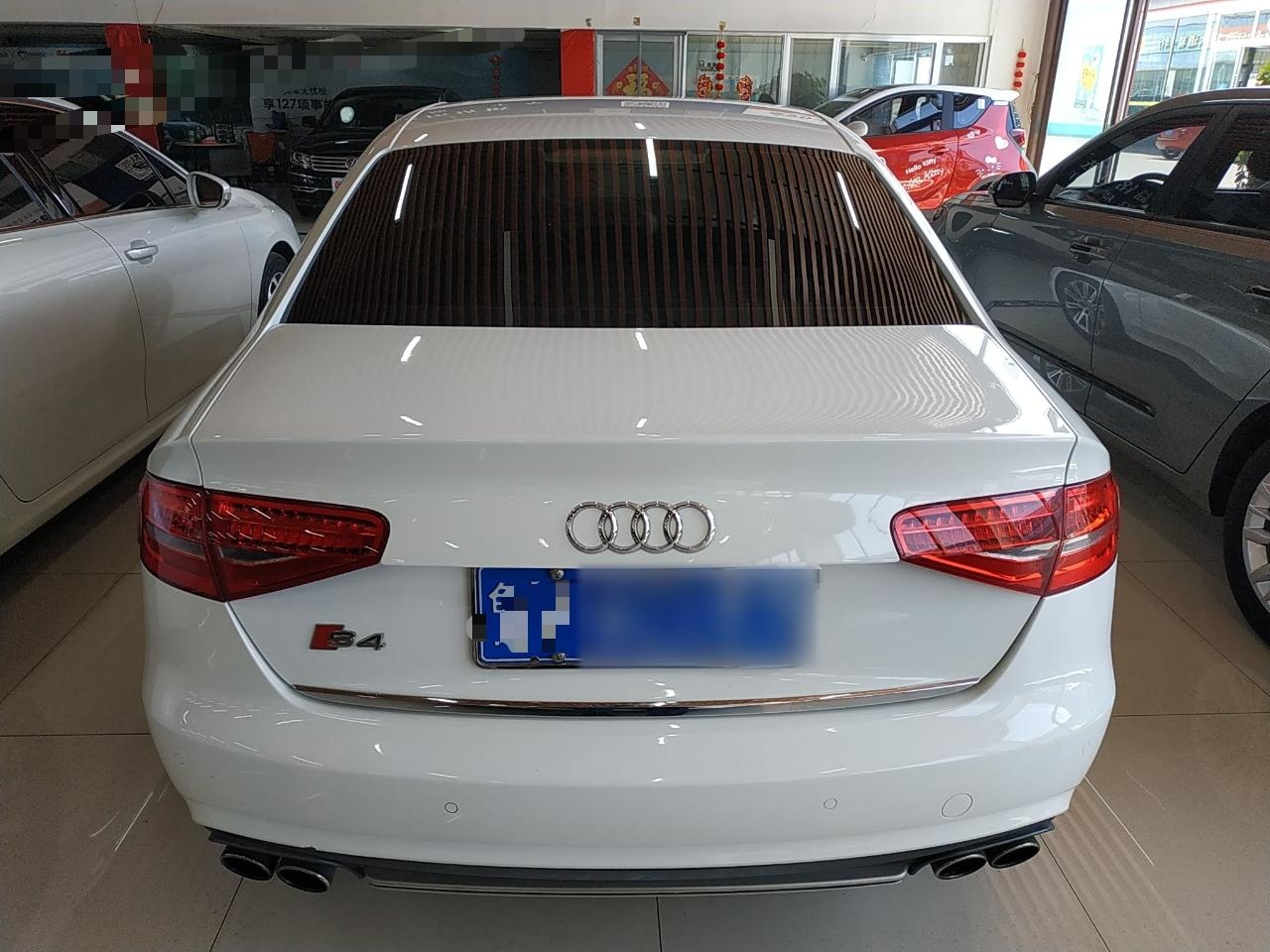 奥迪A4L 2013款 40 TFSI quattro个性运动型