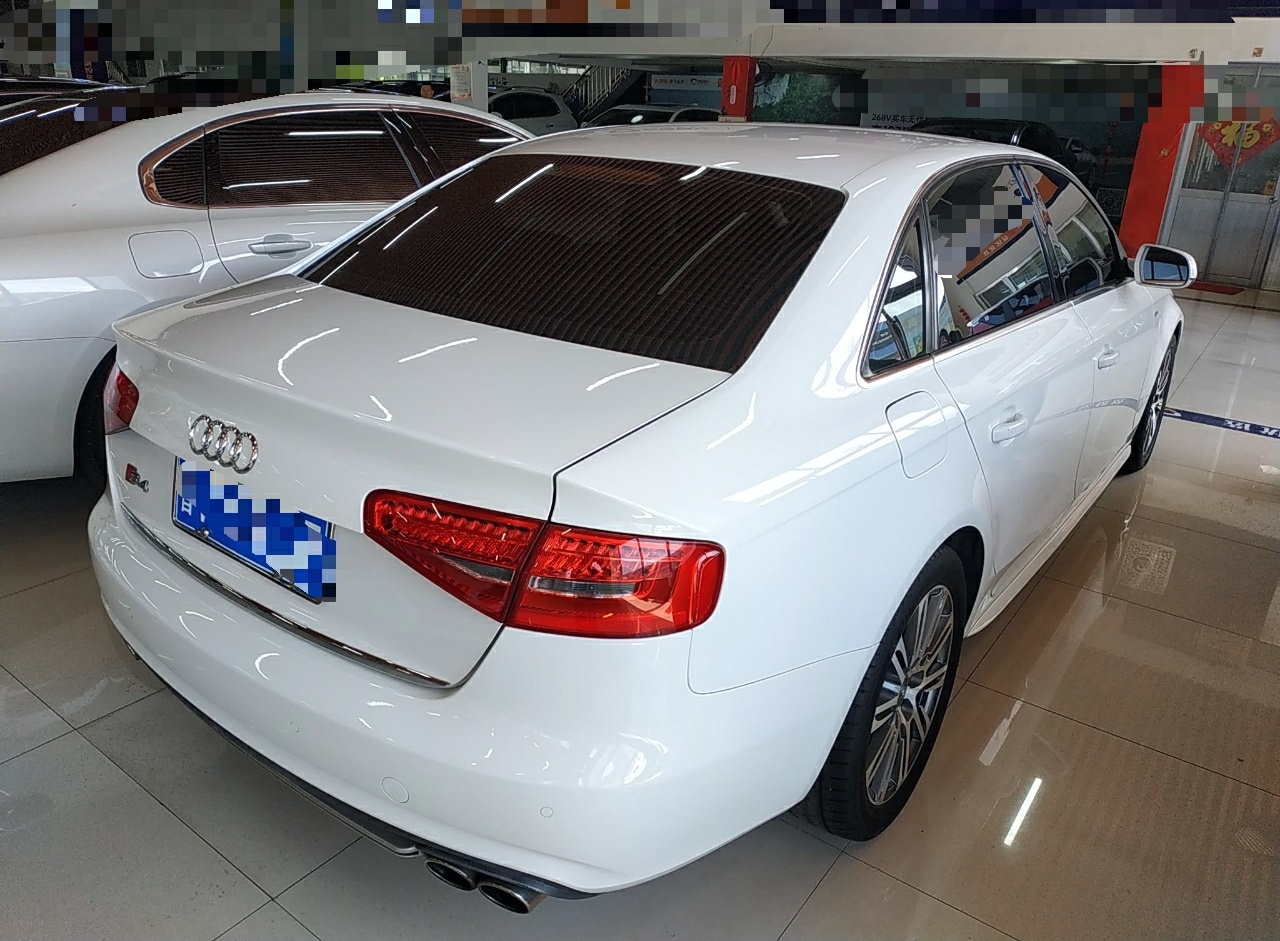 奥迪A4L 2013款 40 TFSI quattro个性运动型