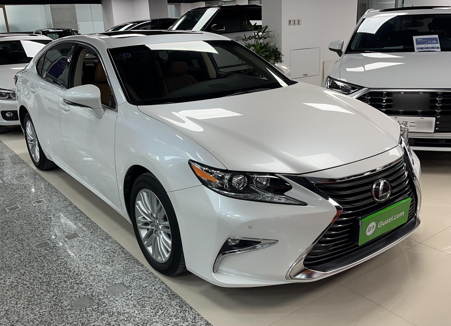 雷克萨斯ES 2015款 200 精英版