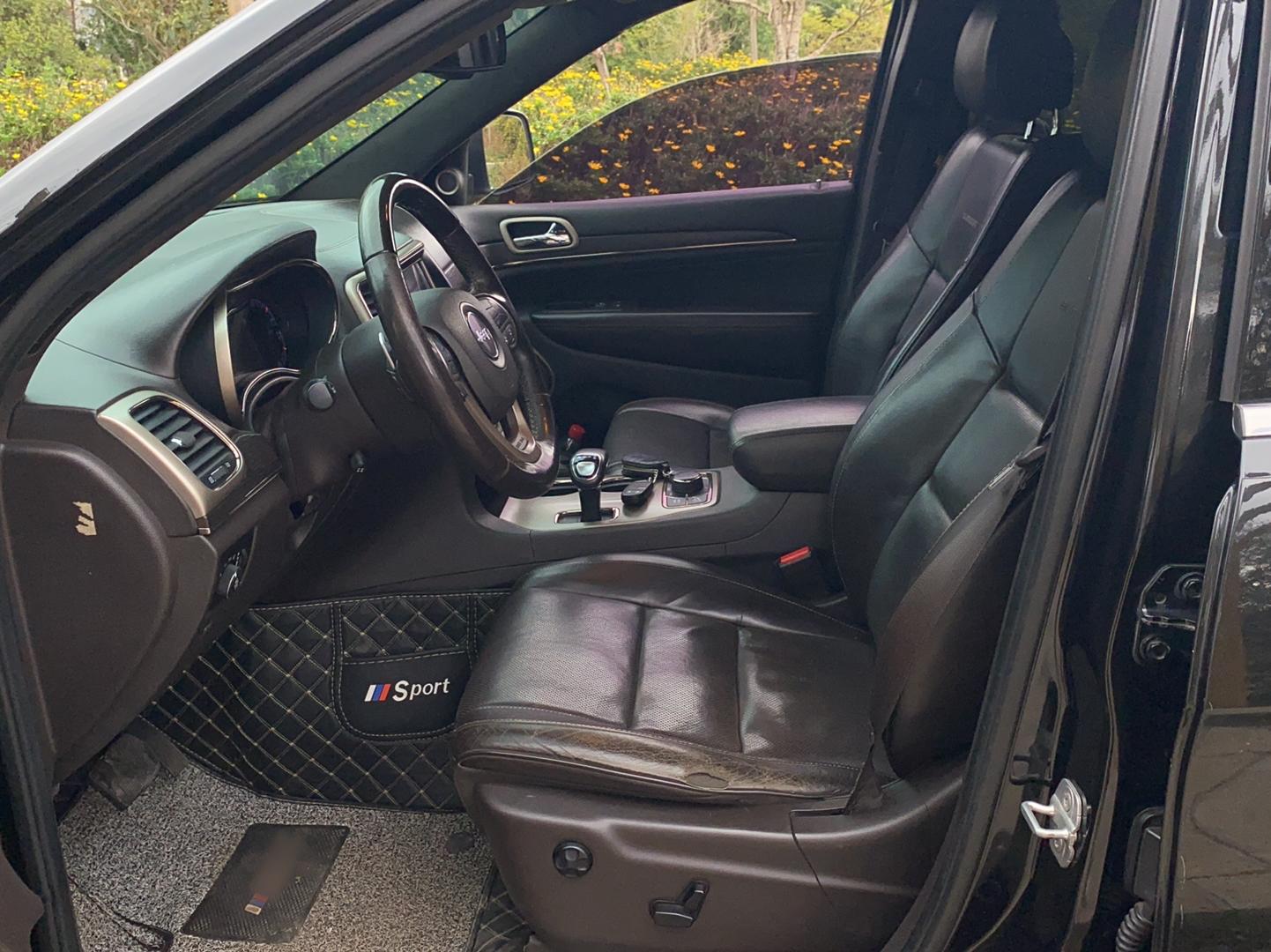 Jeep 大切诺基 2014款 5.7L 旗舰尊悦版(进口)