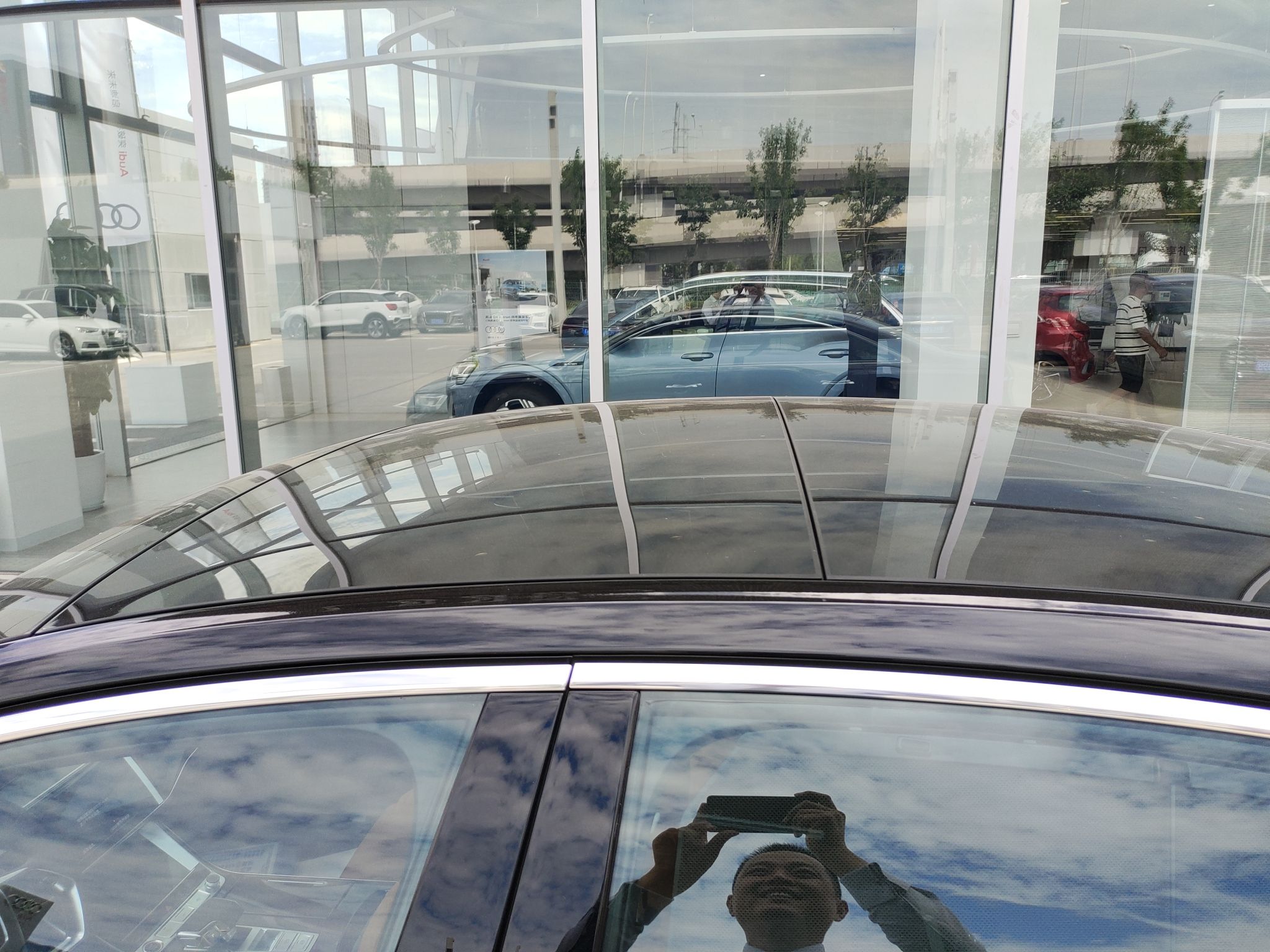 奥迪A8 2023款 A8L 50 TFSI quattro 臻选型