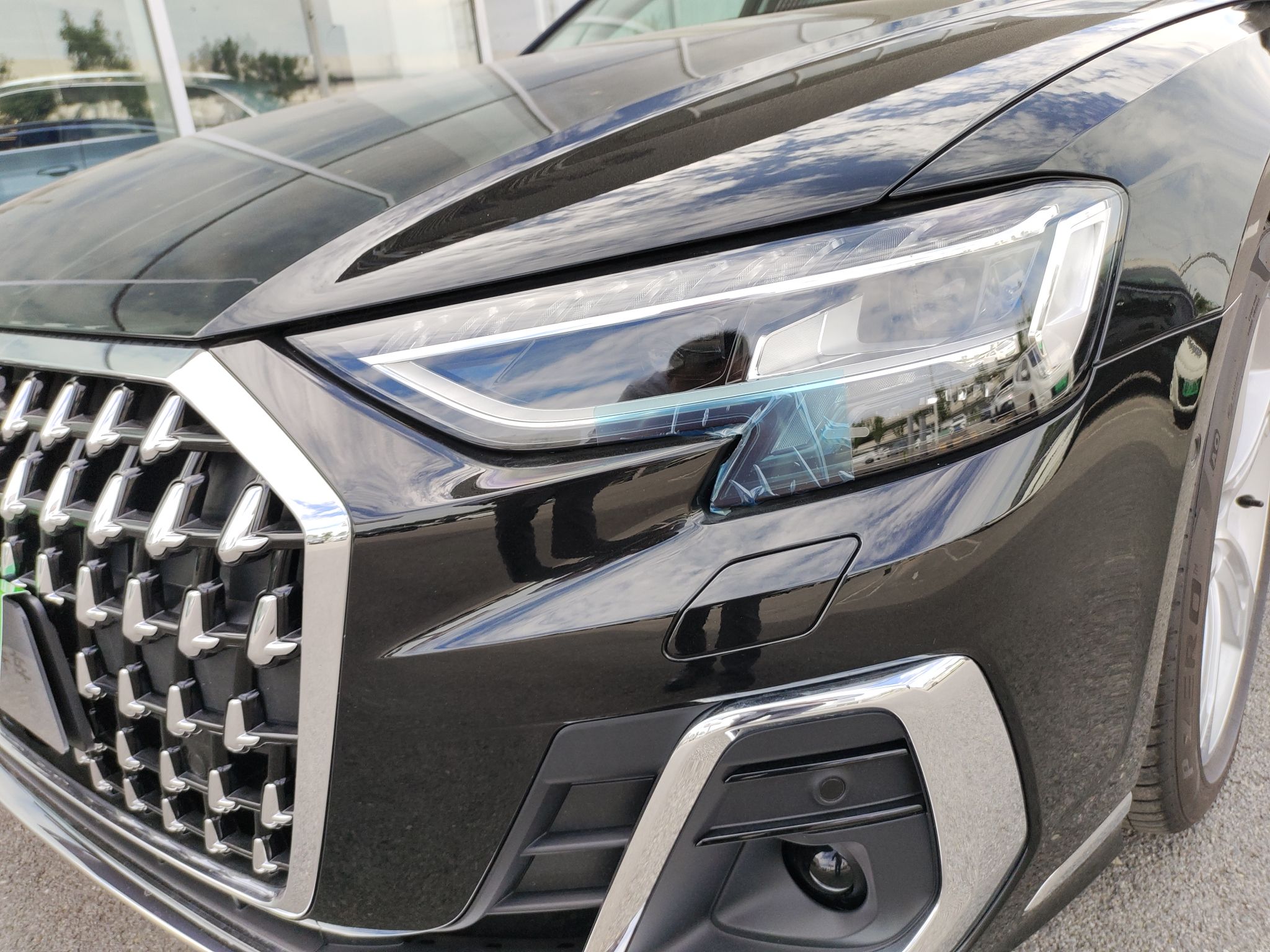 奥迪A8 2023款 A8L 50 TFSI quattro 臻选型