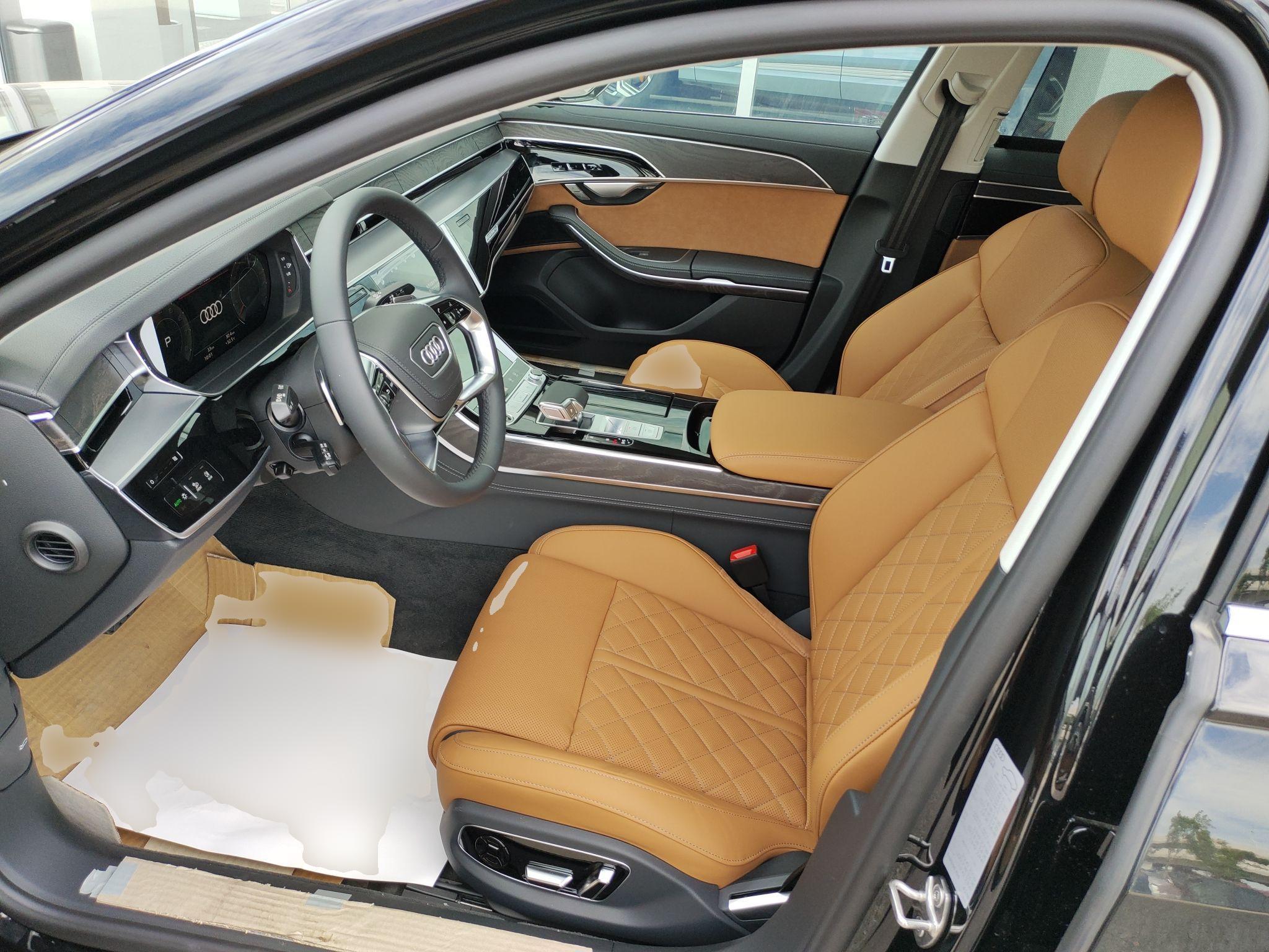 奥迪A8 2023款 A8L 50 TFSI quattro 臻选型