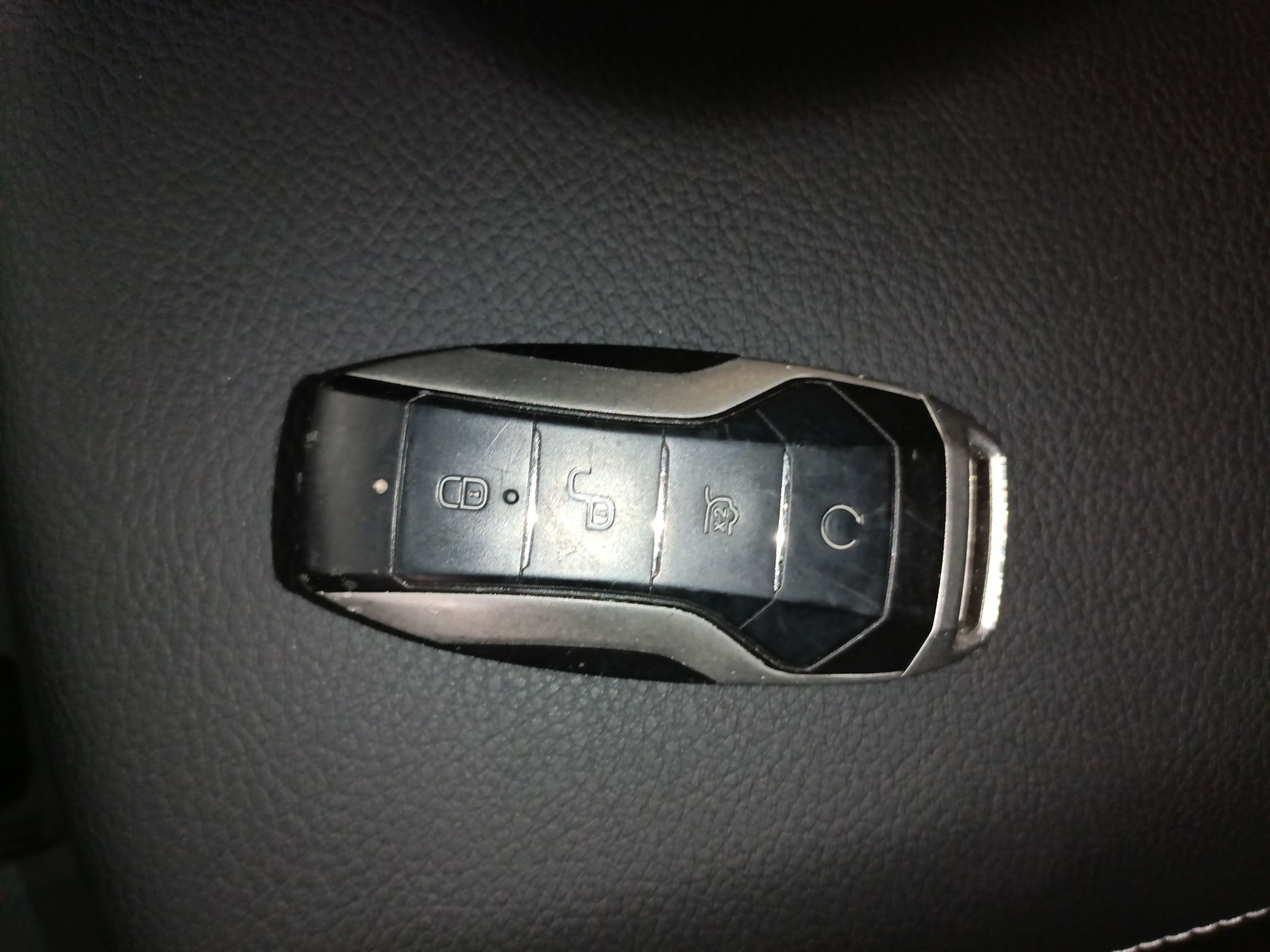 比亚迪 唐 2018款 2.0T 自动智联尊贵型 5座 国V