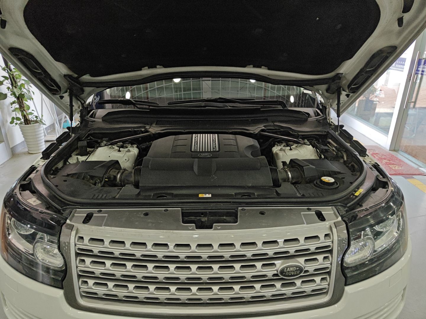 路虎 揽胜 2015款 3.0 V6 SC Vogue(进口)