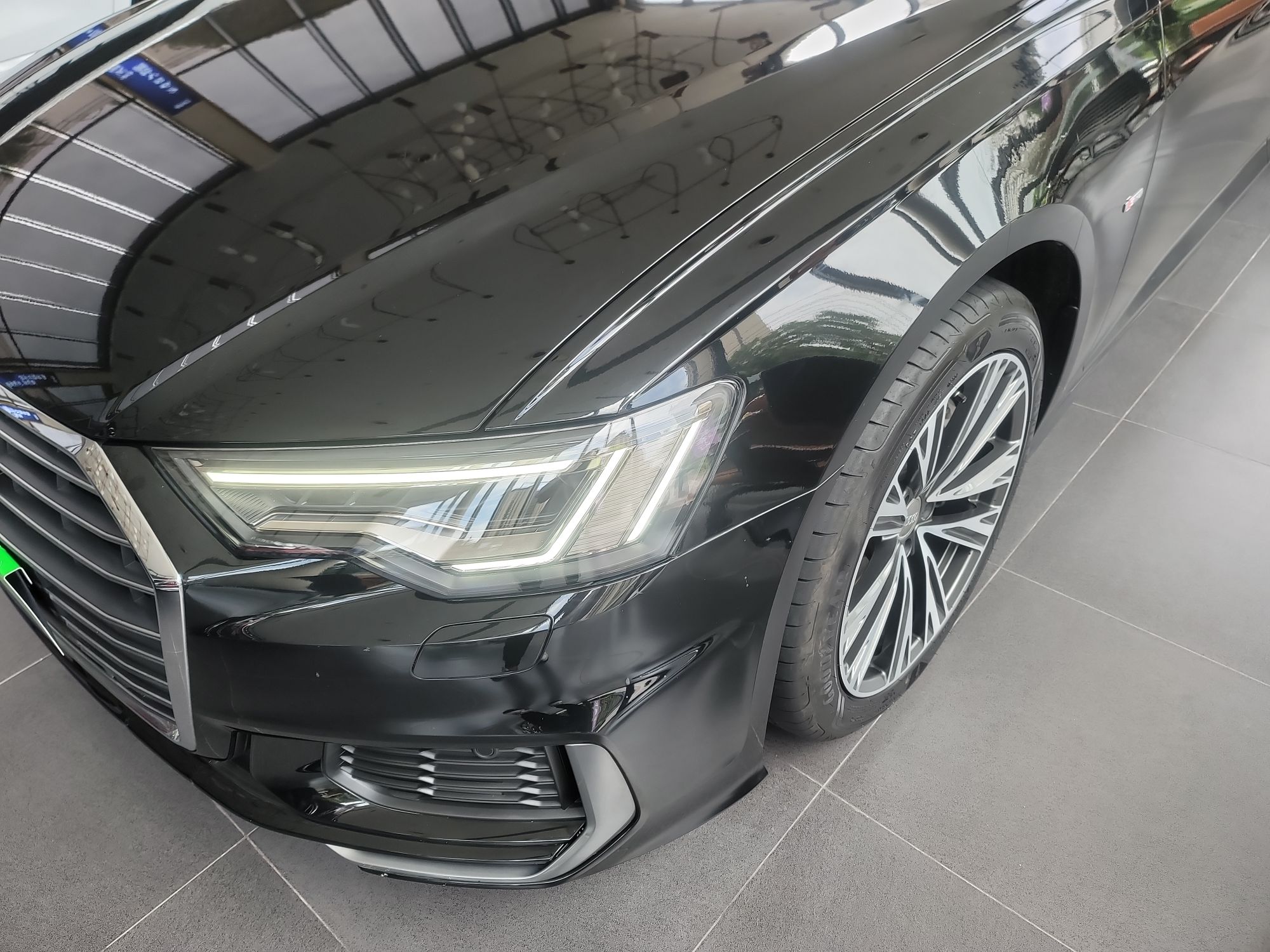 奥迪A6L 2020款 45 TFSI 臻选动感型