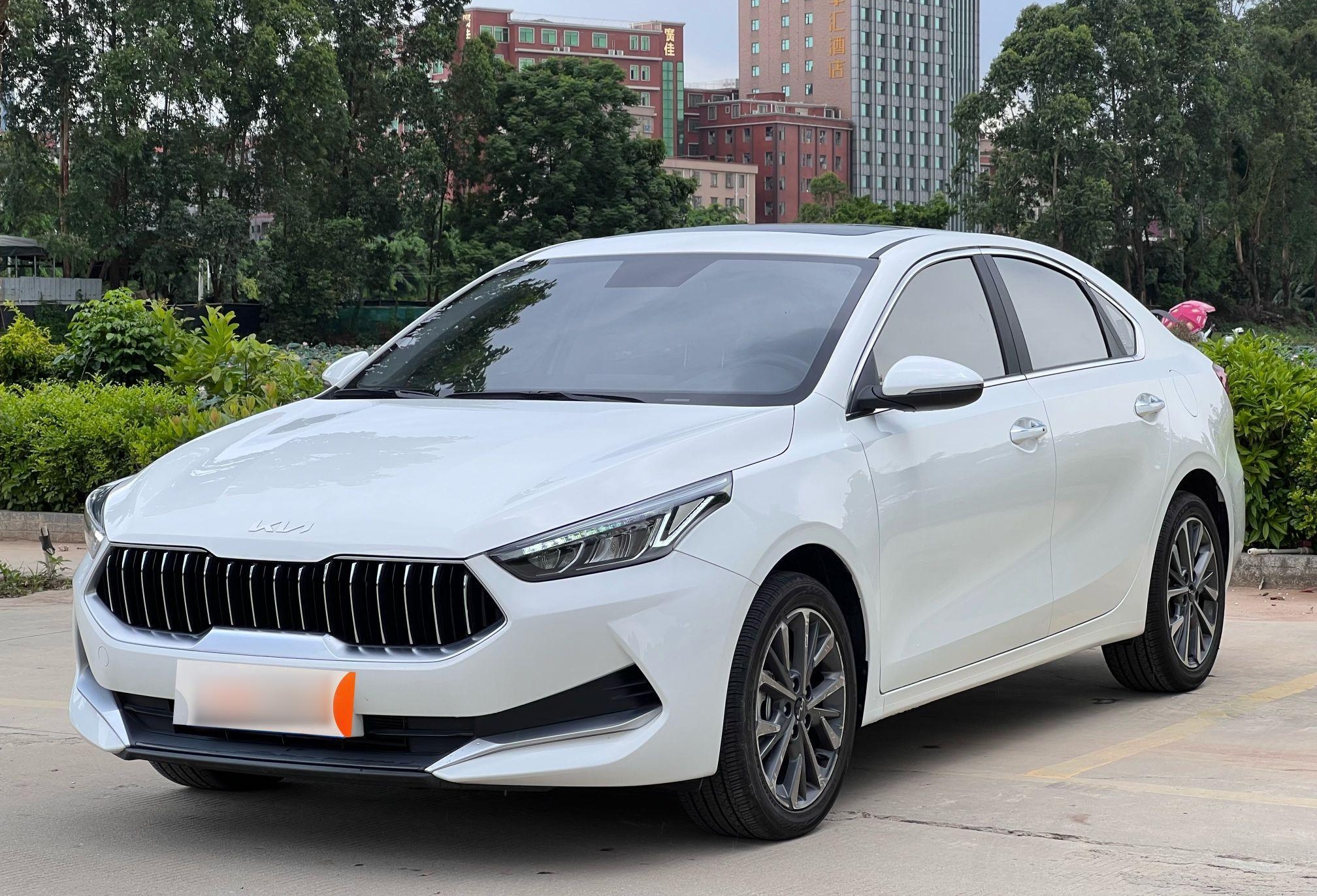 起亚K3 2021款 改款 1.5L CVT时尚版