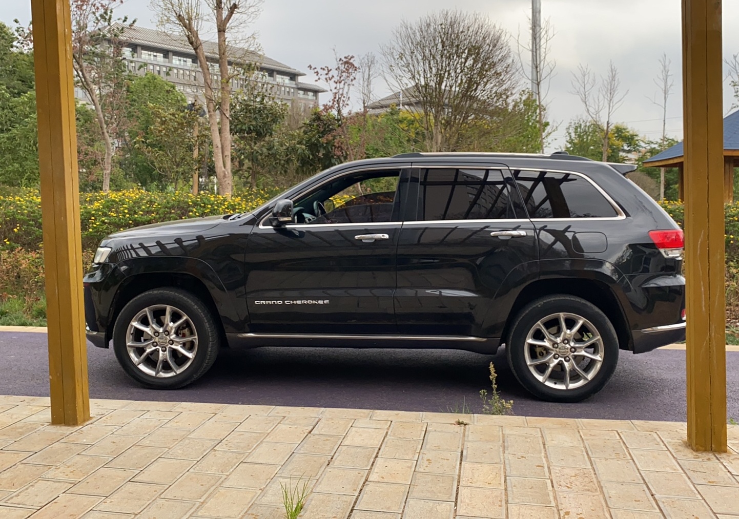 Jeep 大切诺基 2014款 5.7L 旗舰尊悦版(进口)