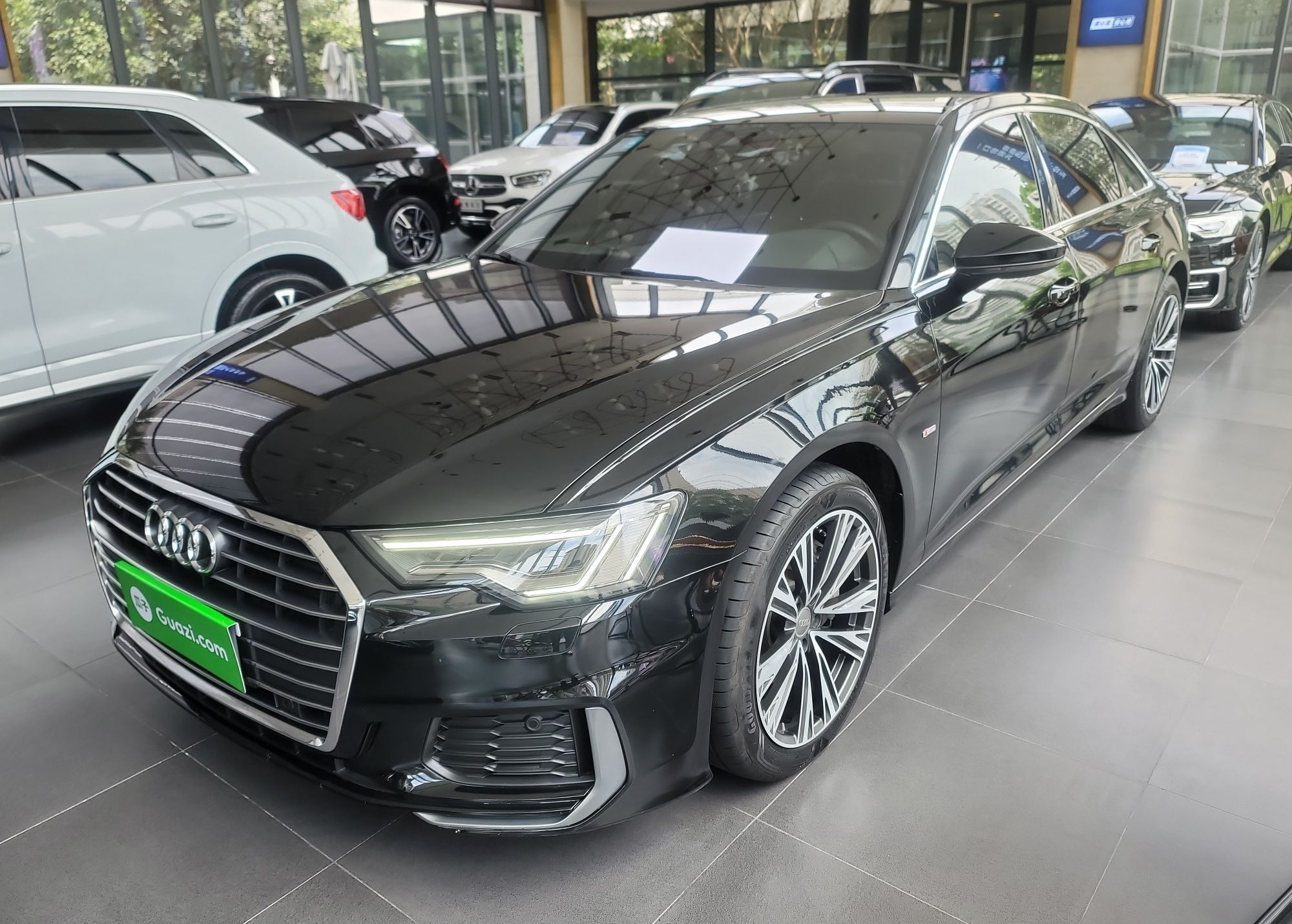 奥迪A6L 2020款 45 TFSI 臻选动感型